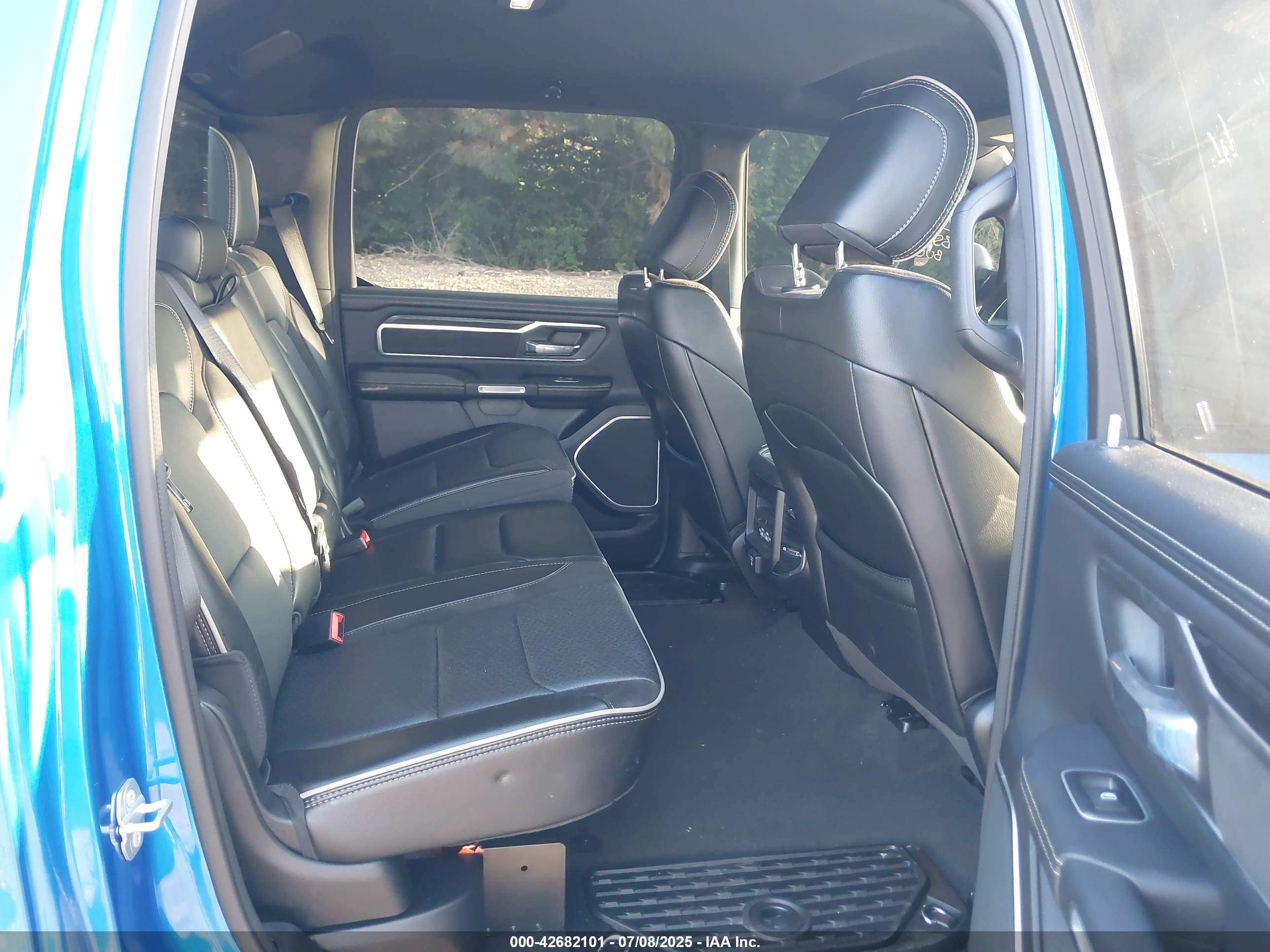 RAM 1500 image 8