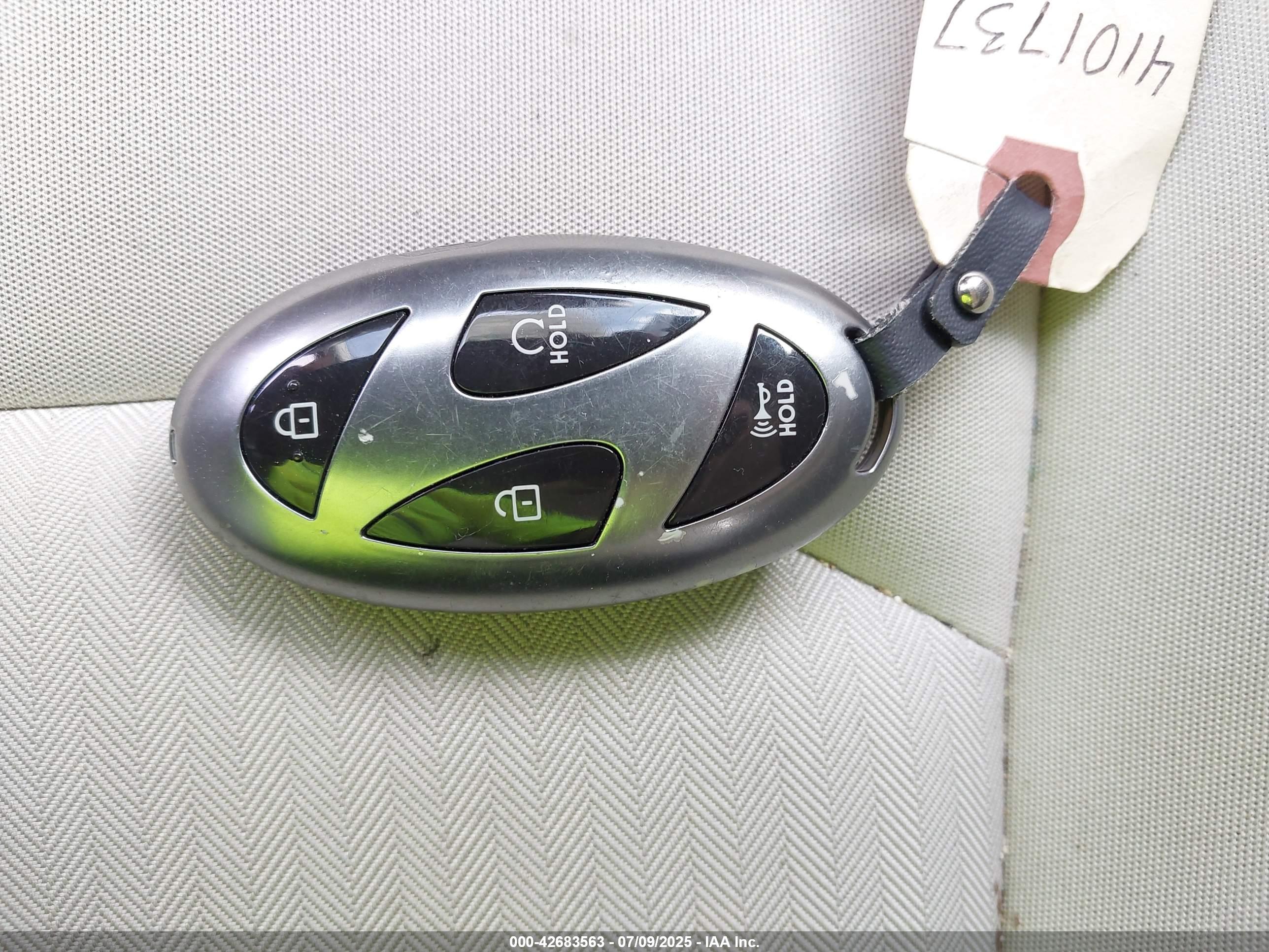 HYUNDAI SONATA image 11