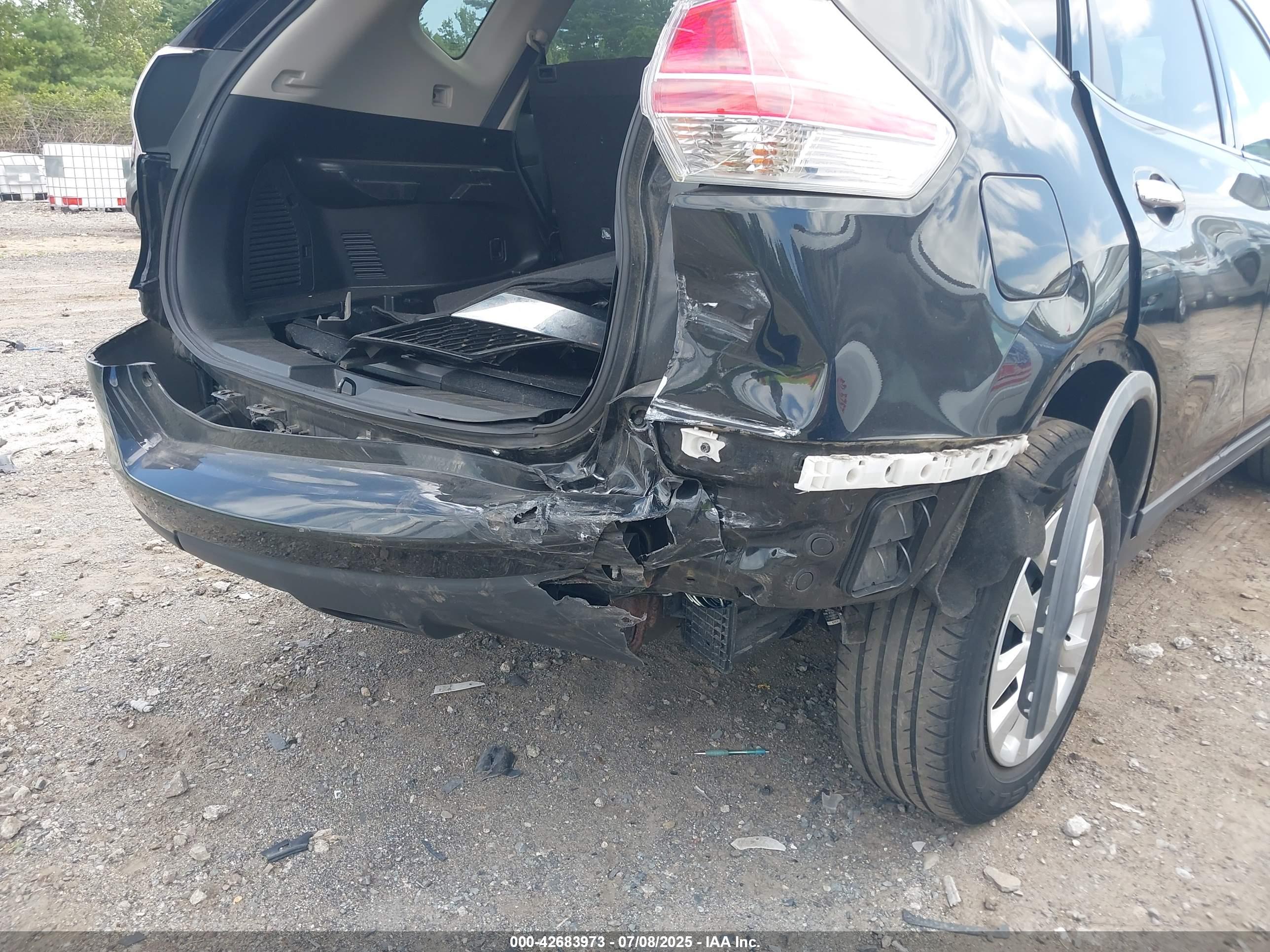 NISSAN ROGUE image 6