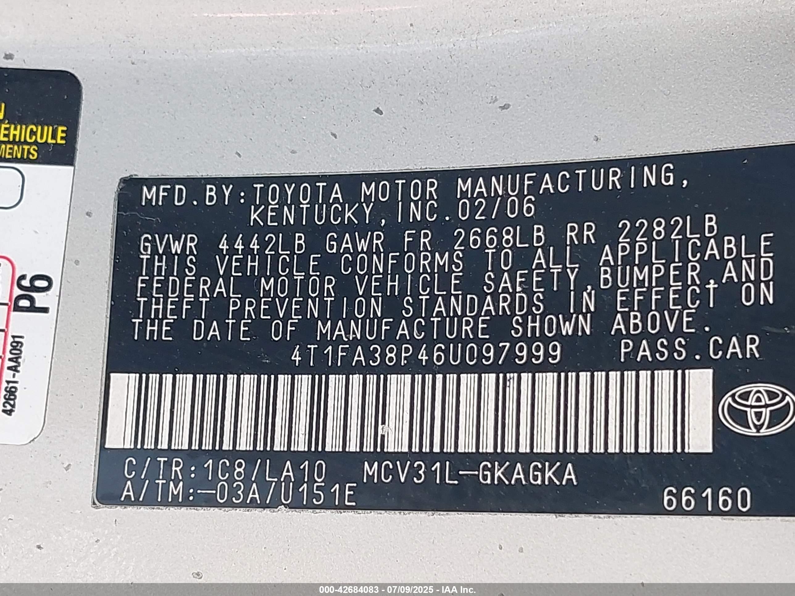 TOYOTA CAMRY image 9