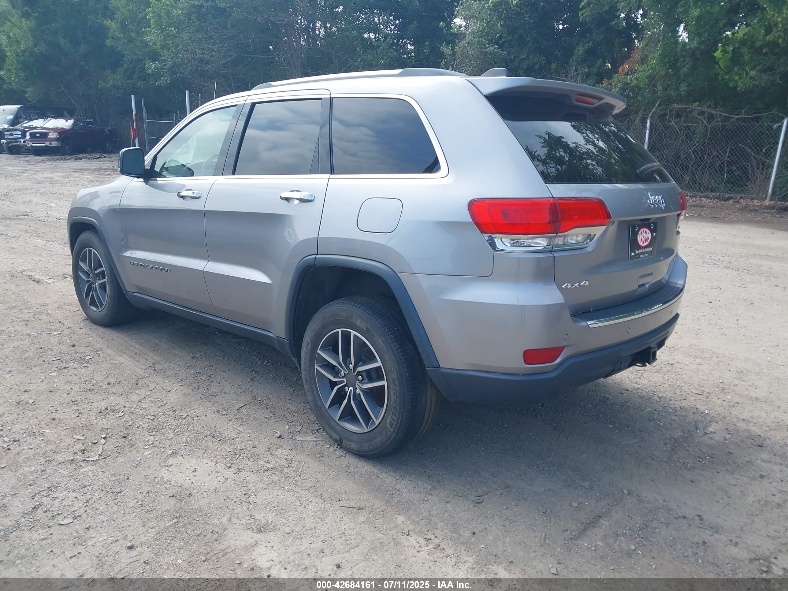 JEEP GRAND image 3