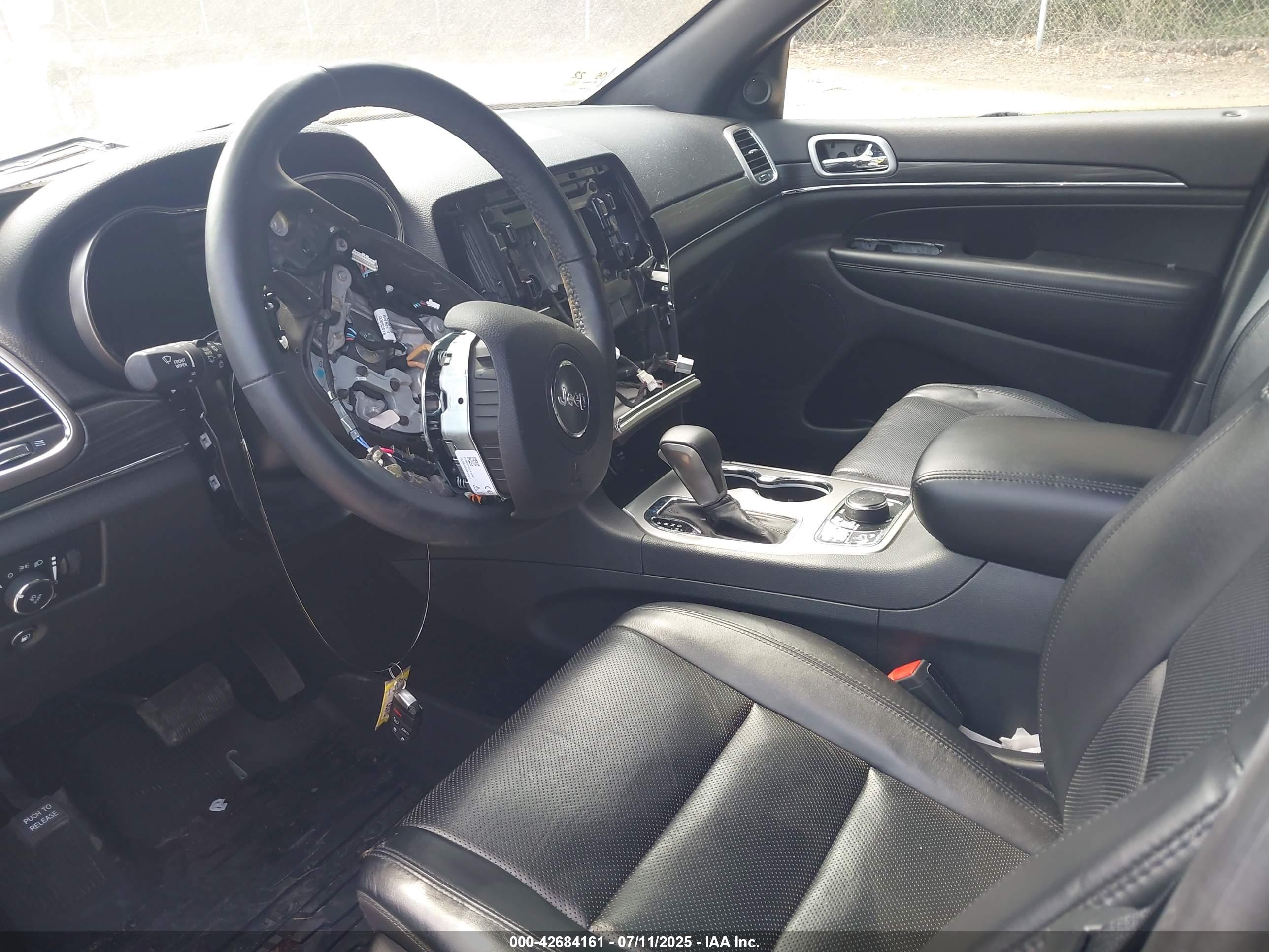 JEEP GRAND image 5
