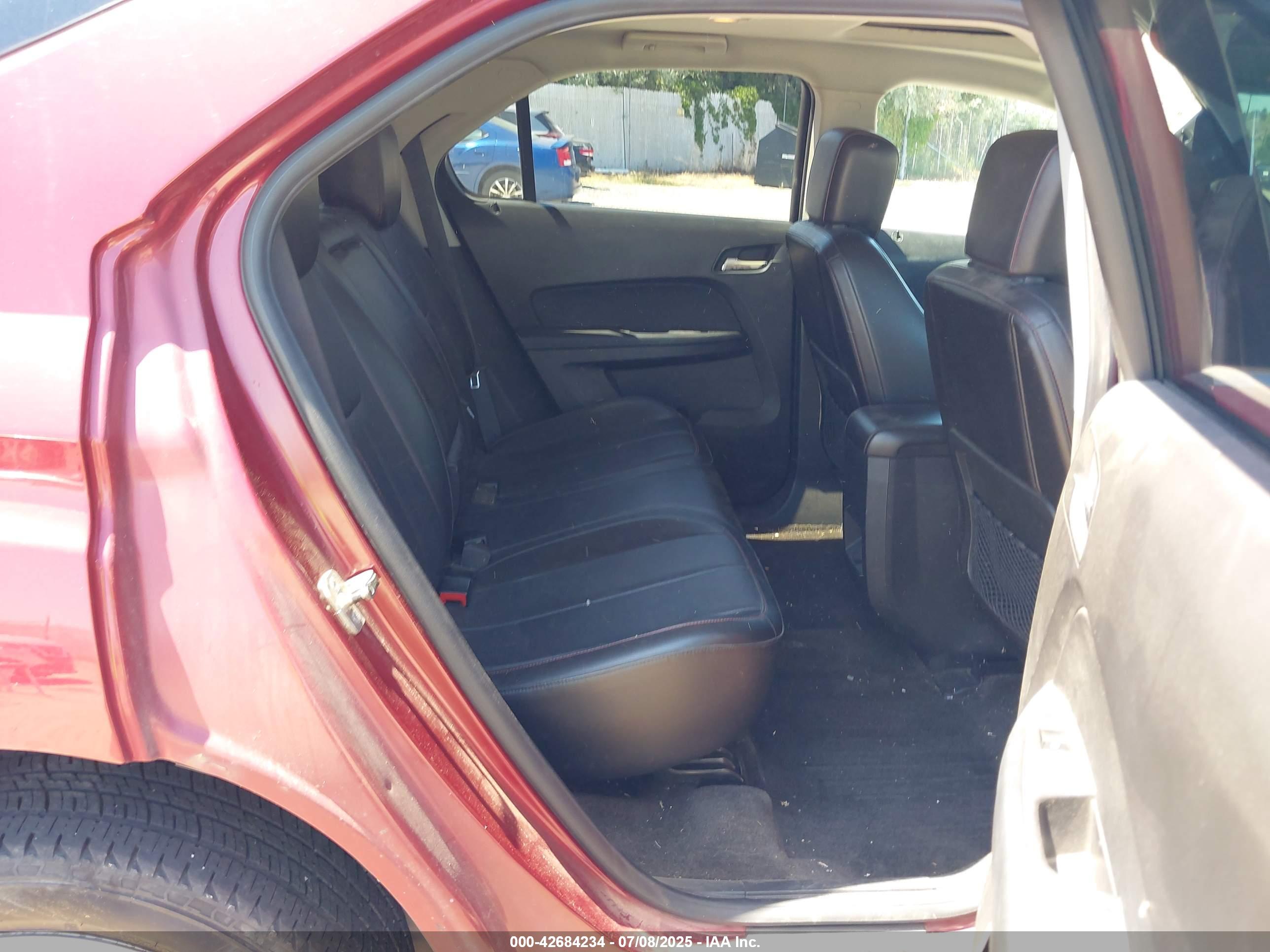 CHEVROLET EQUINOX image 8