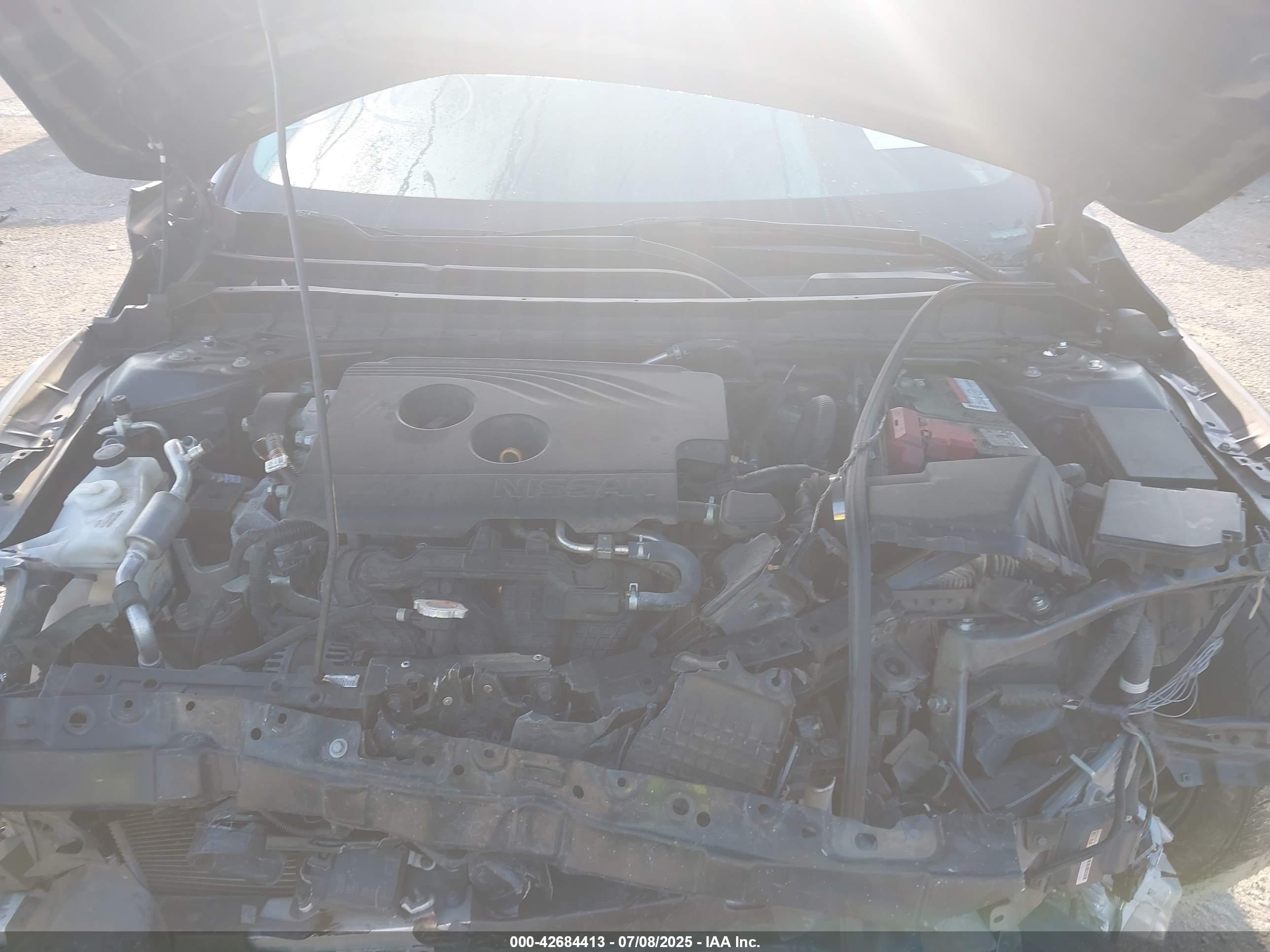 NISSAN ALTIMA image 10