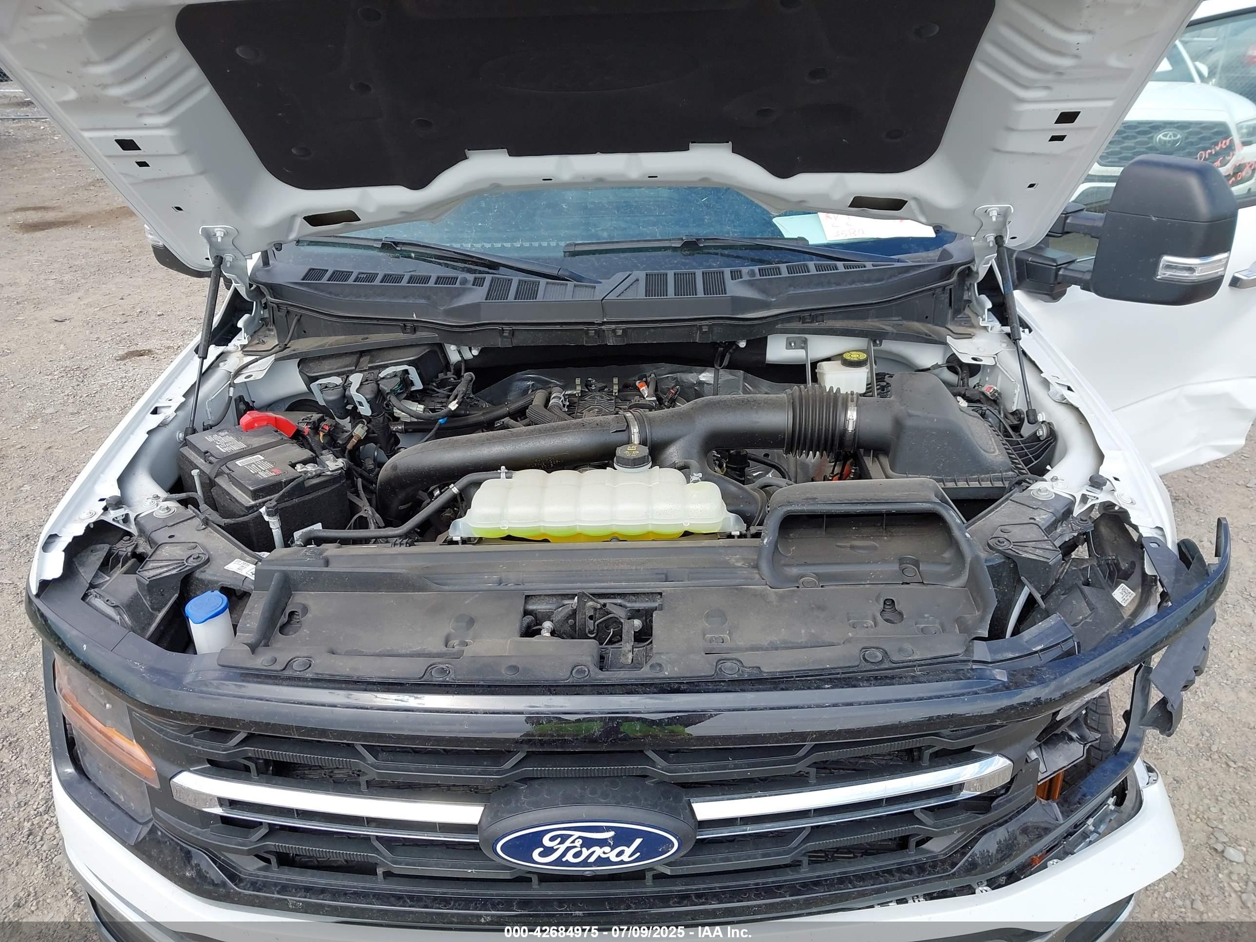 FORD F-150 image 10