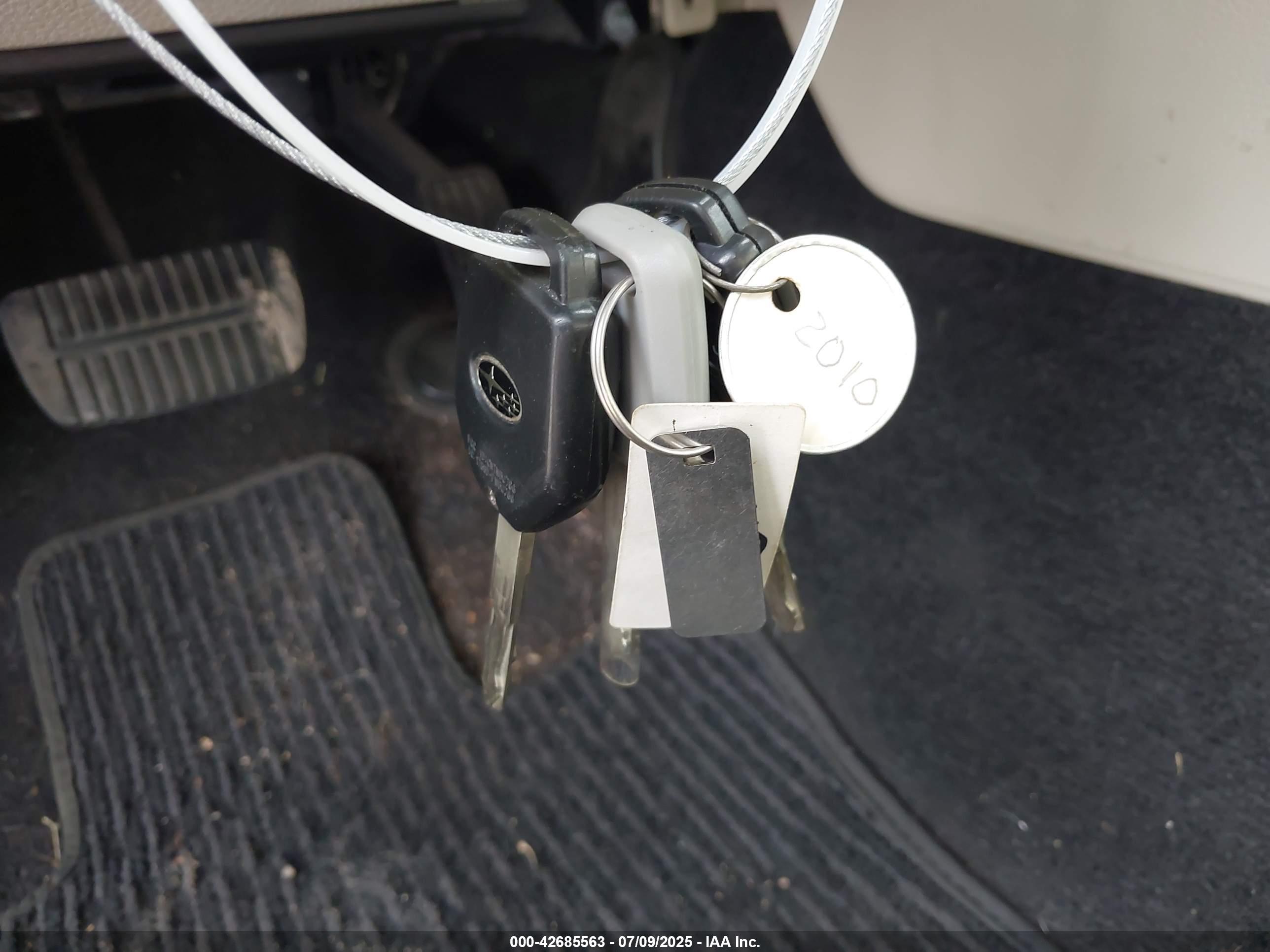 SUBARU OUTBACK image 11