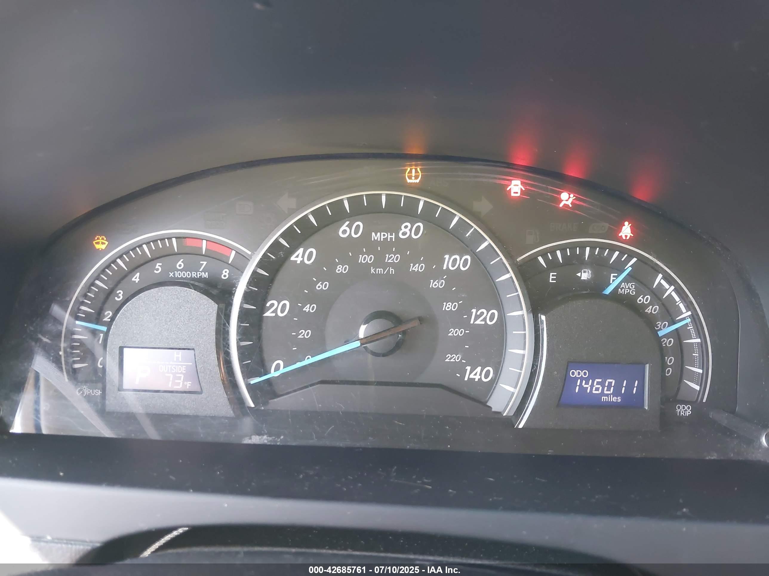 TOYOTA CAMRY image 7