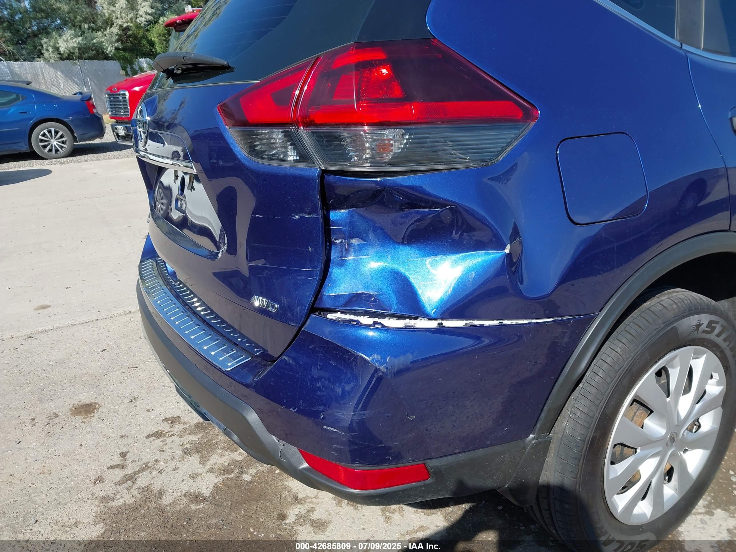 NISSAN ROGUE image 6
