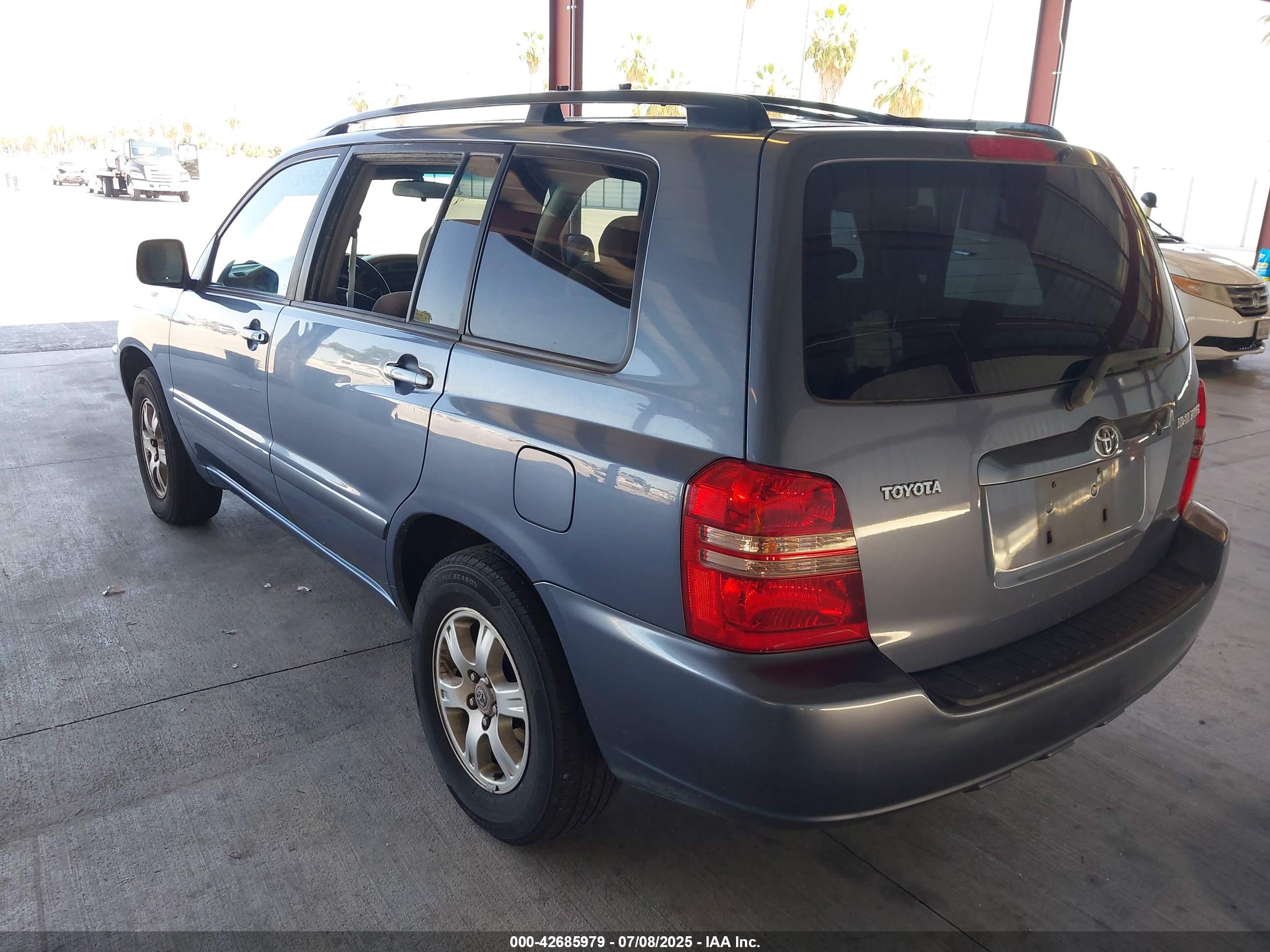 TOYOTA HIGHLANDER image 3