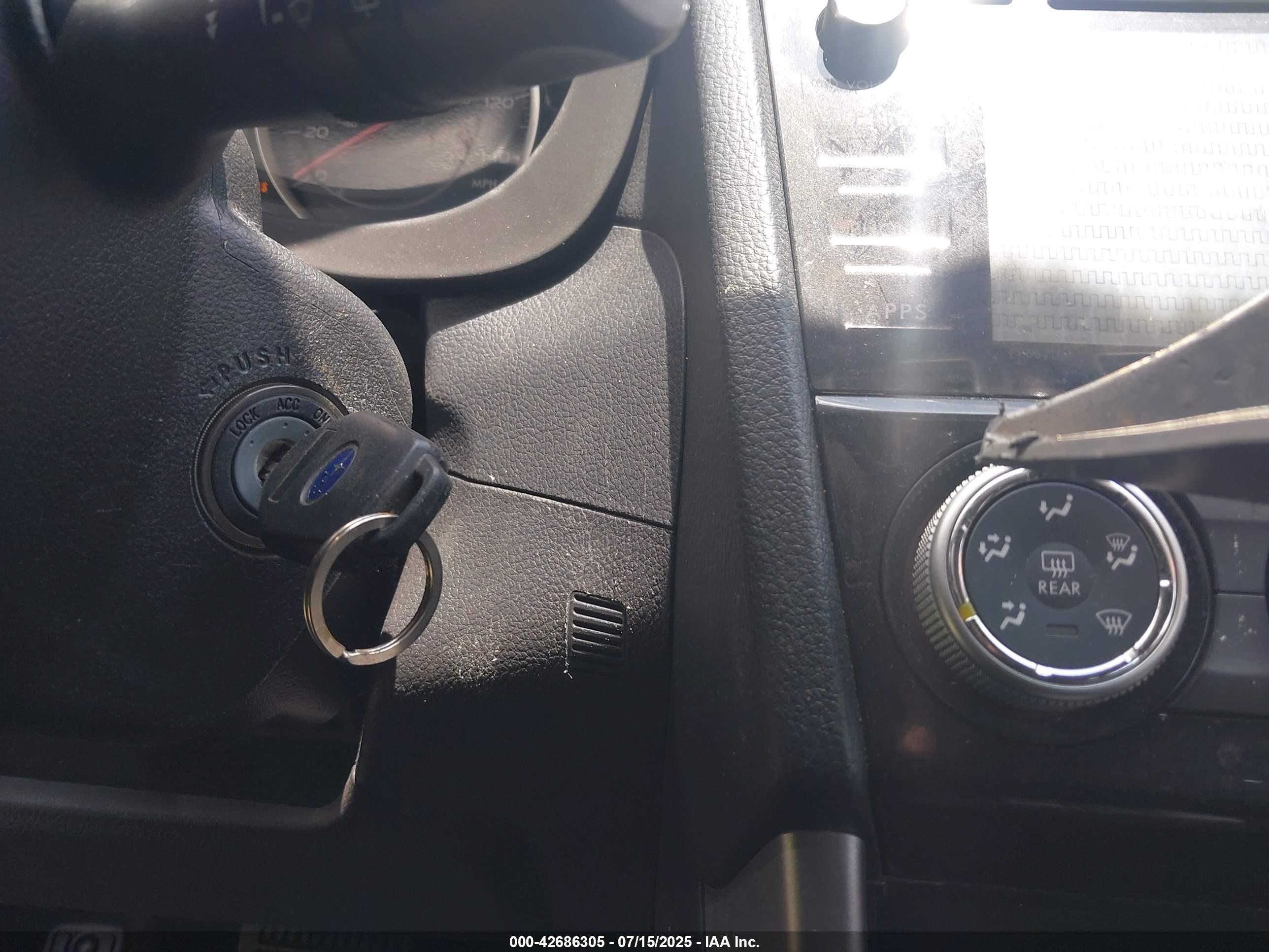 SUBARU FORESTER image 11