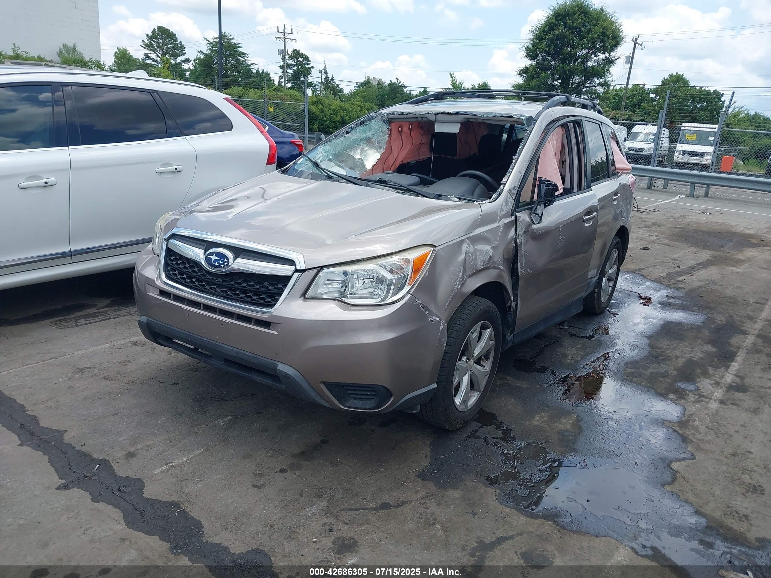 SUBARU FORESTER image 2
