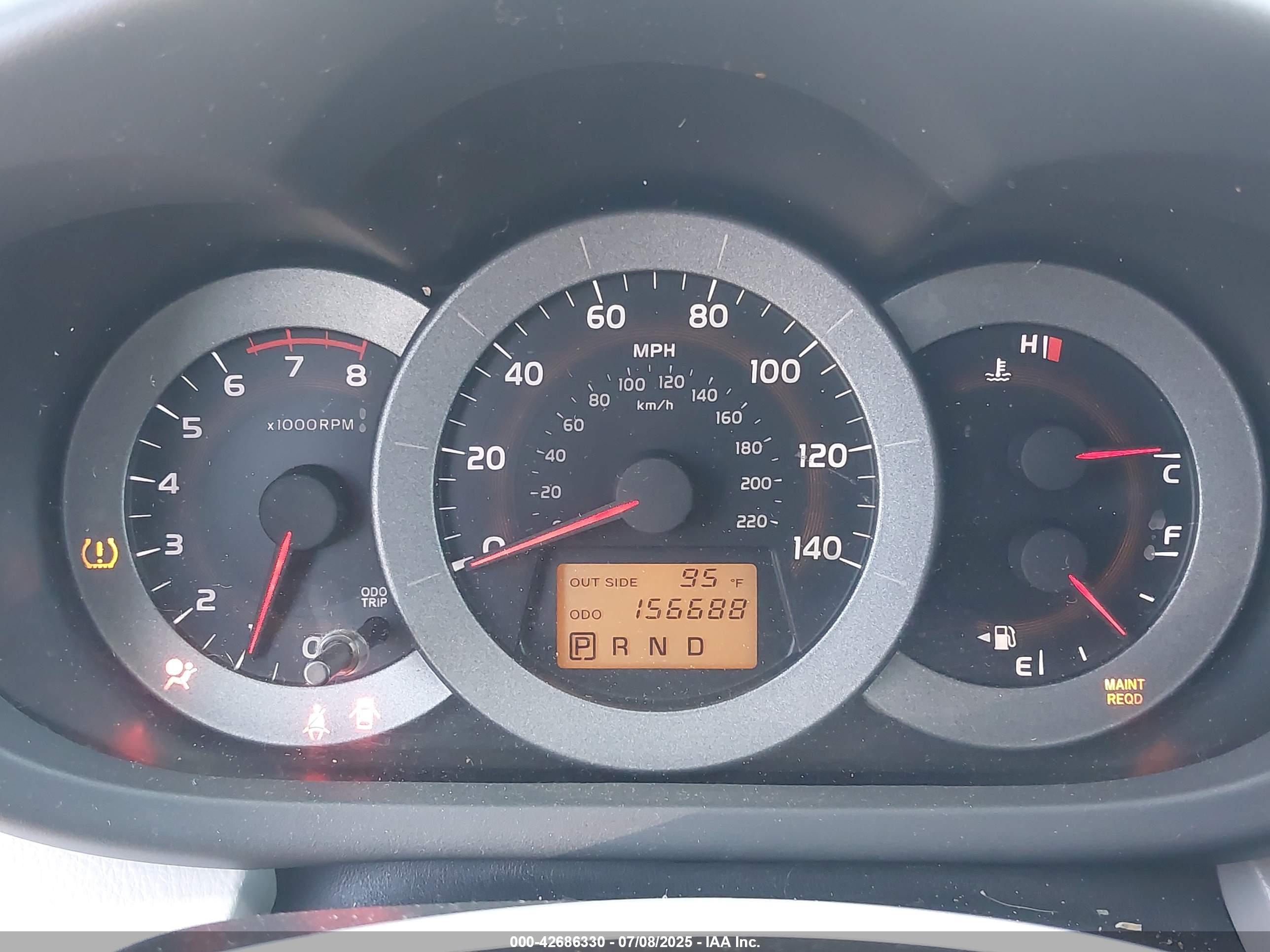 TOYOTA RAV4 image 7