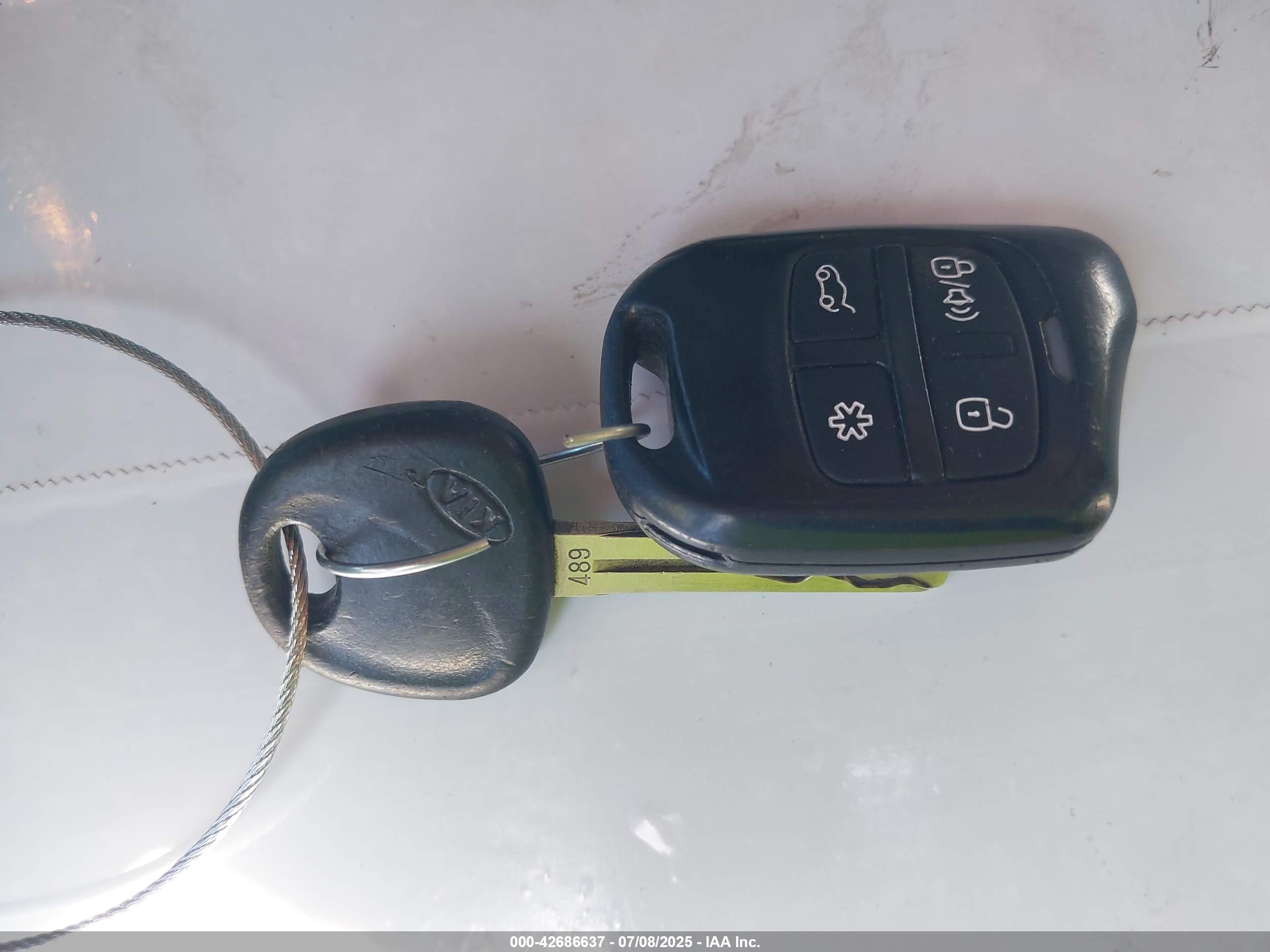KIA SORENTO image 11