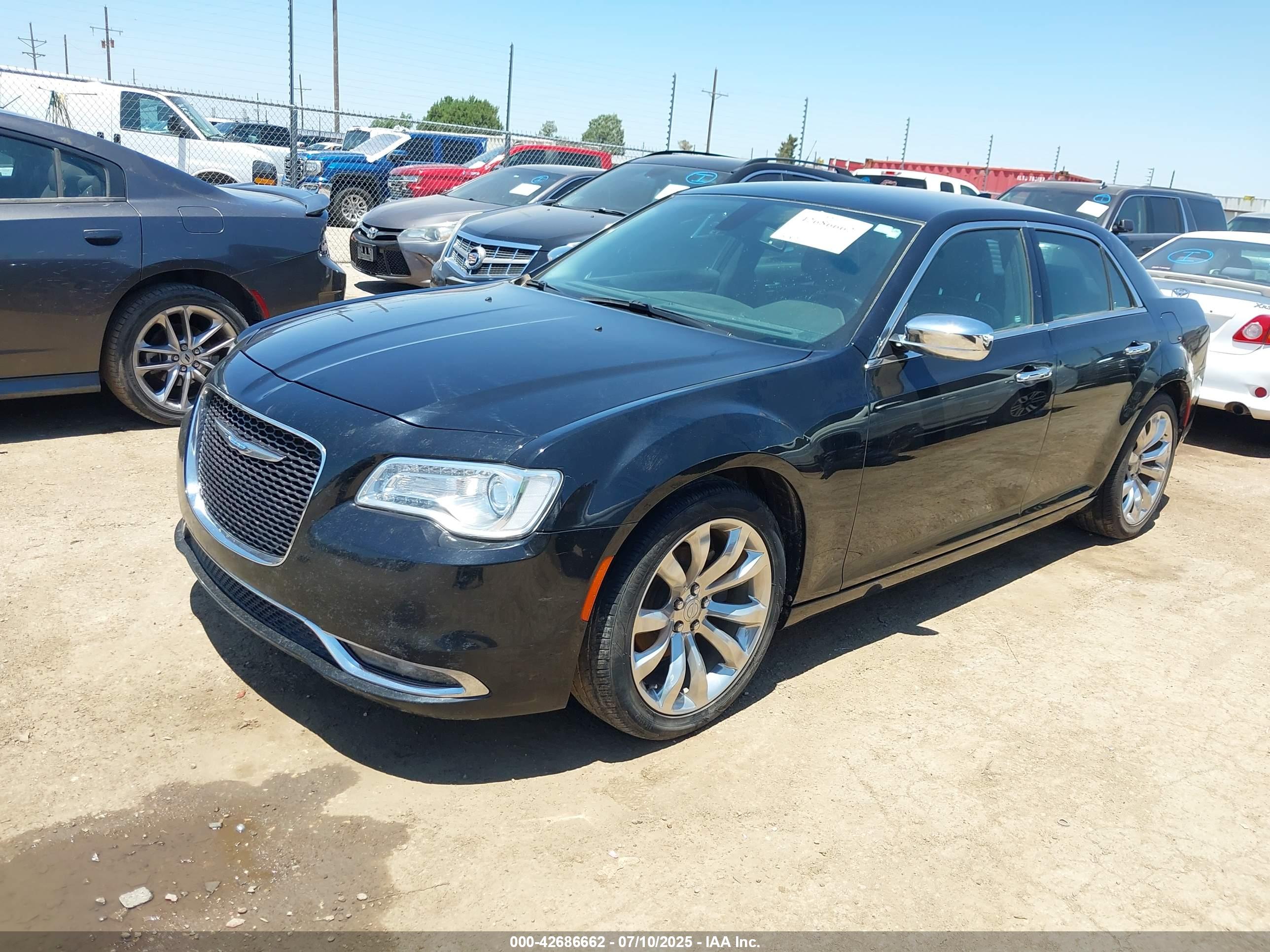 CHRYSLER 300 image 2
