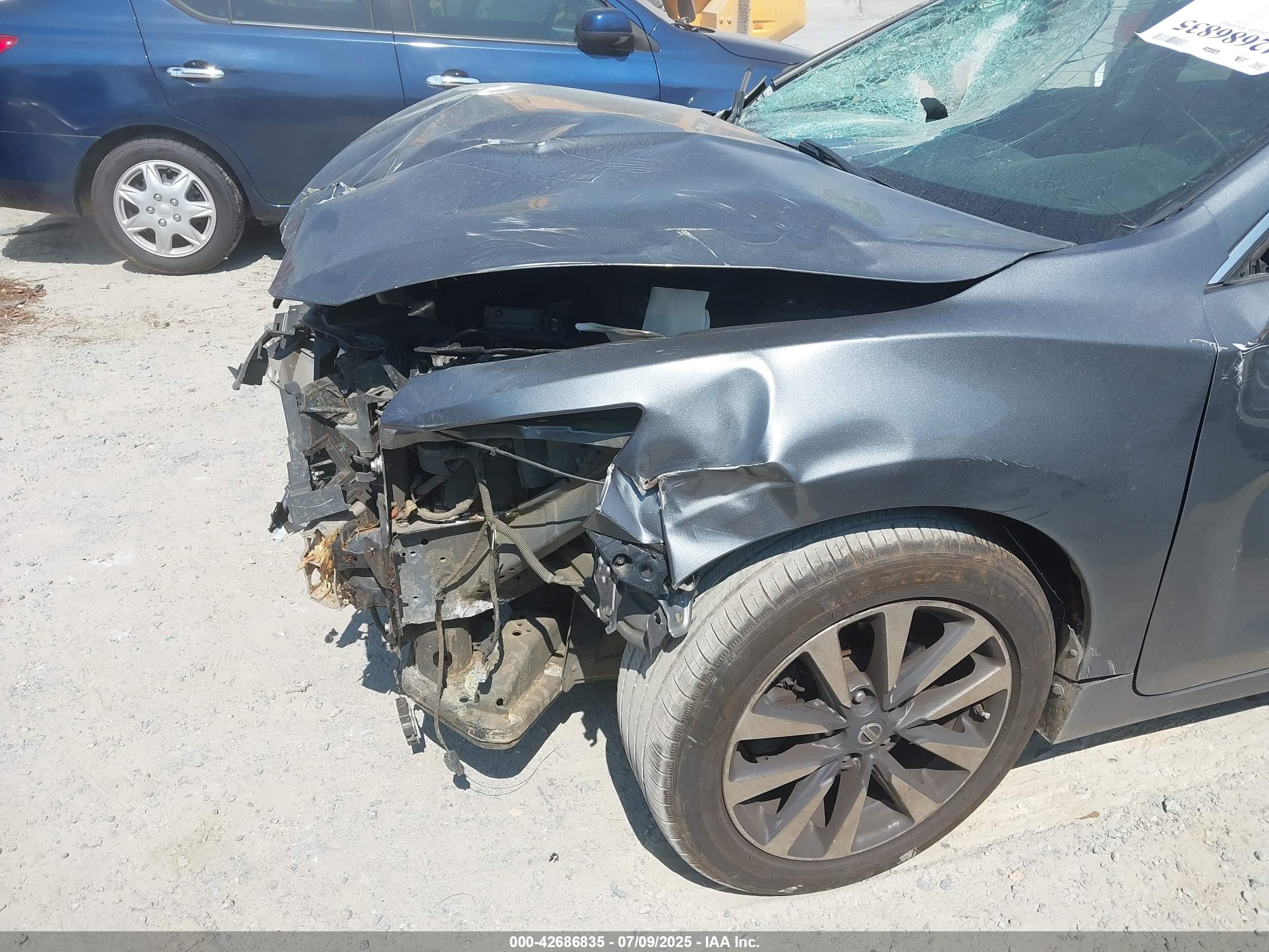 NISSAN ALTIMA image 6