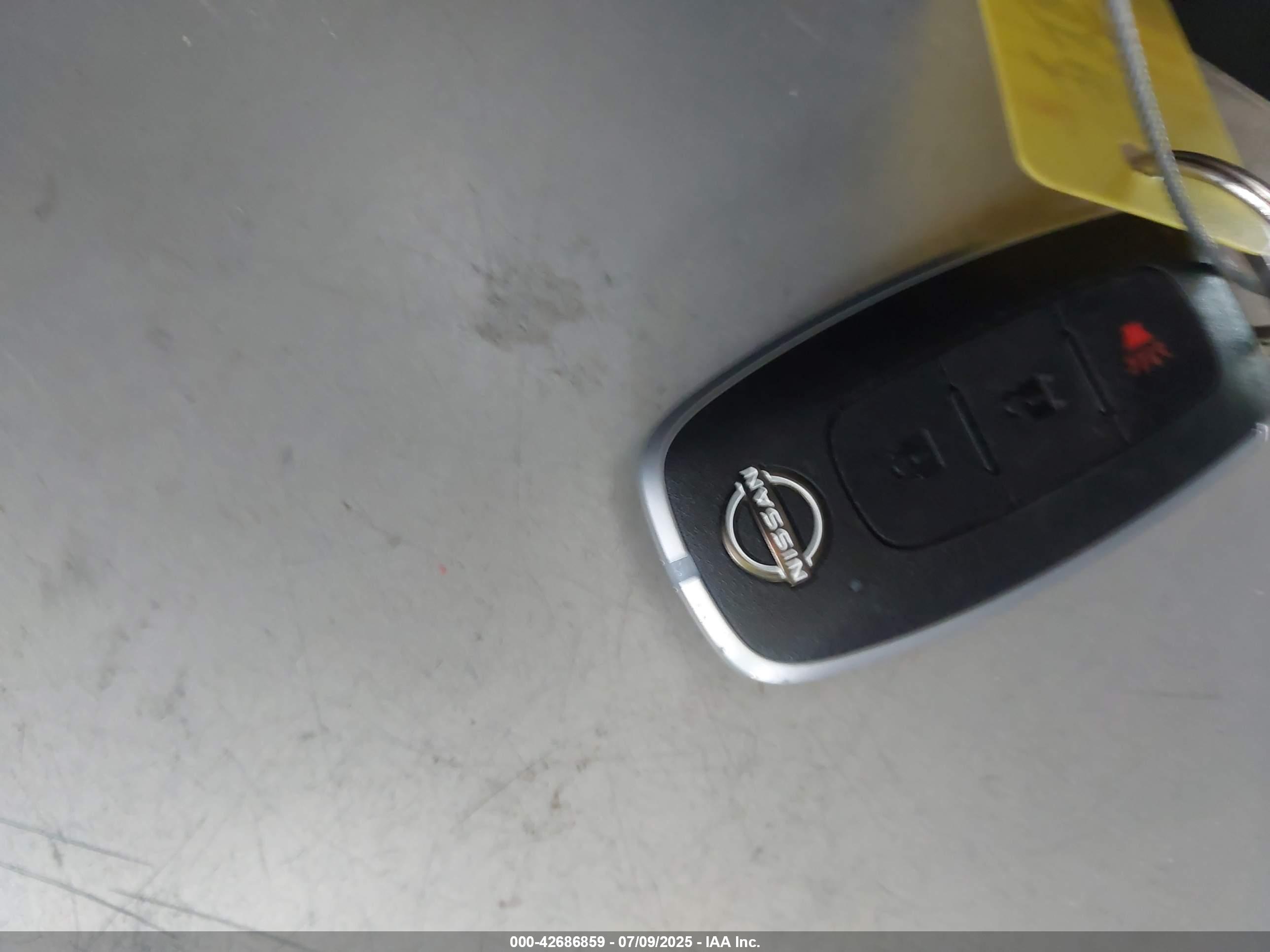 NISSAN KICKS image 11