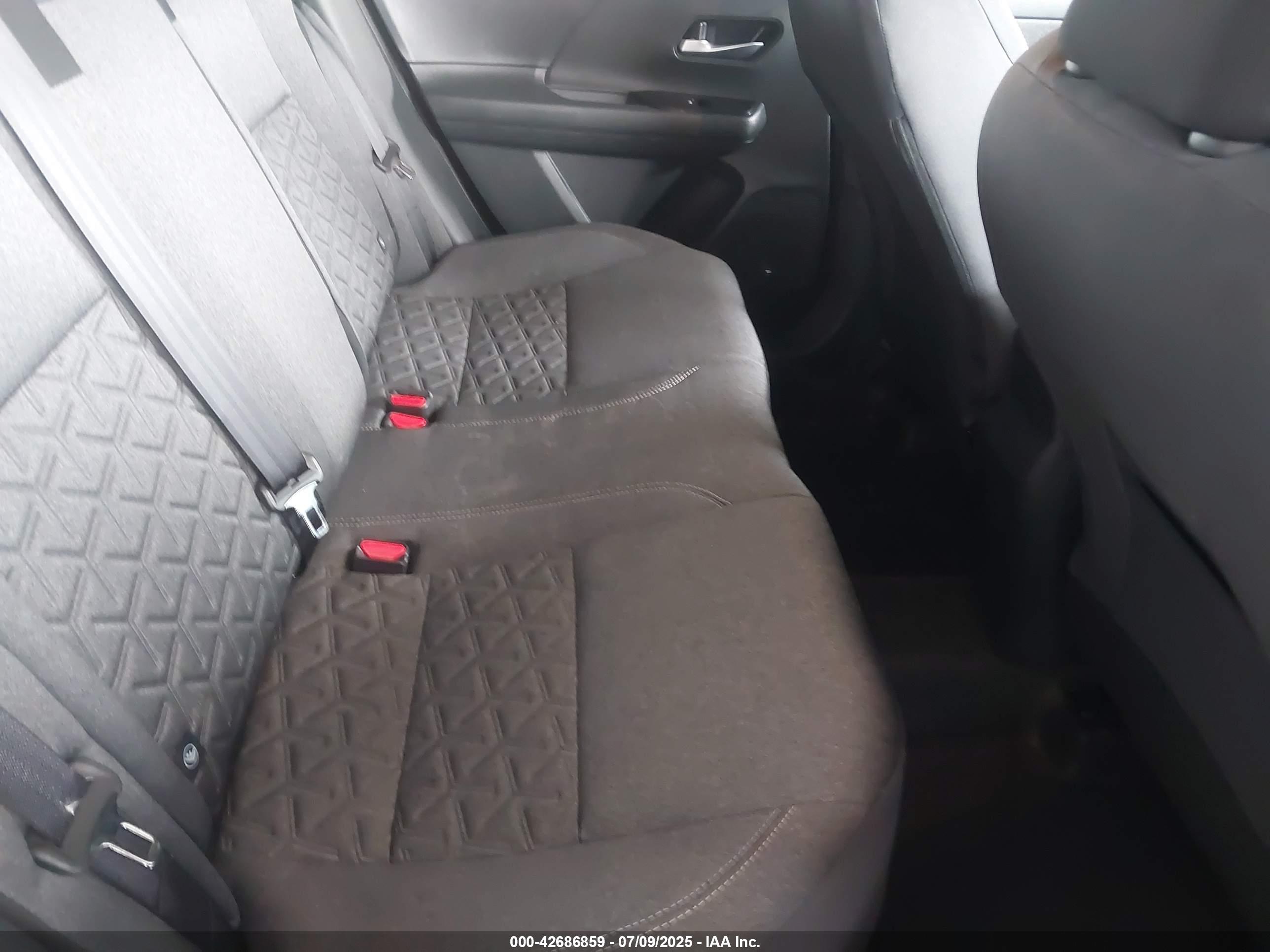 NISSAN KICKS image 8