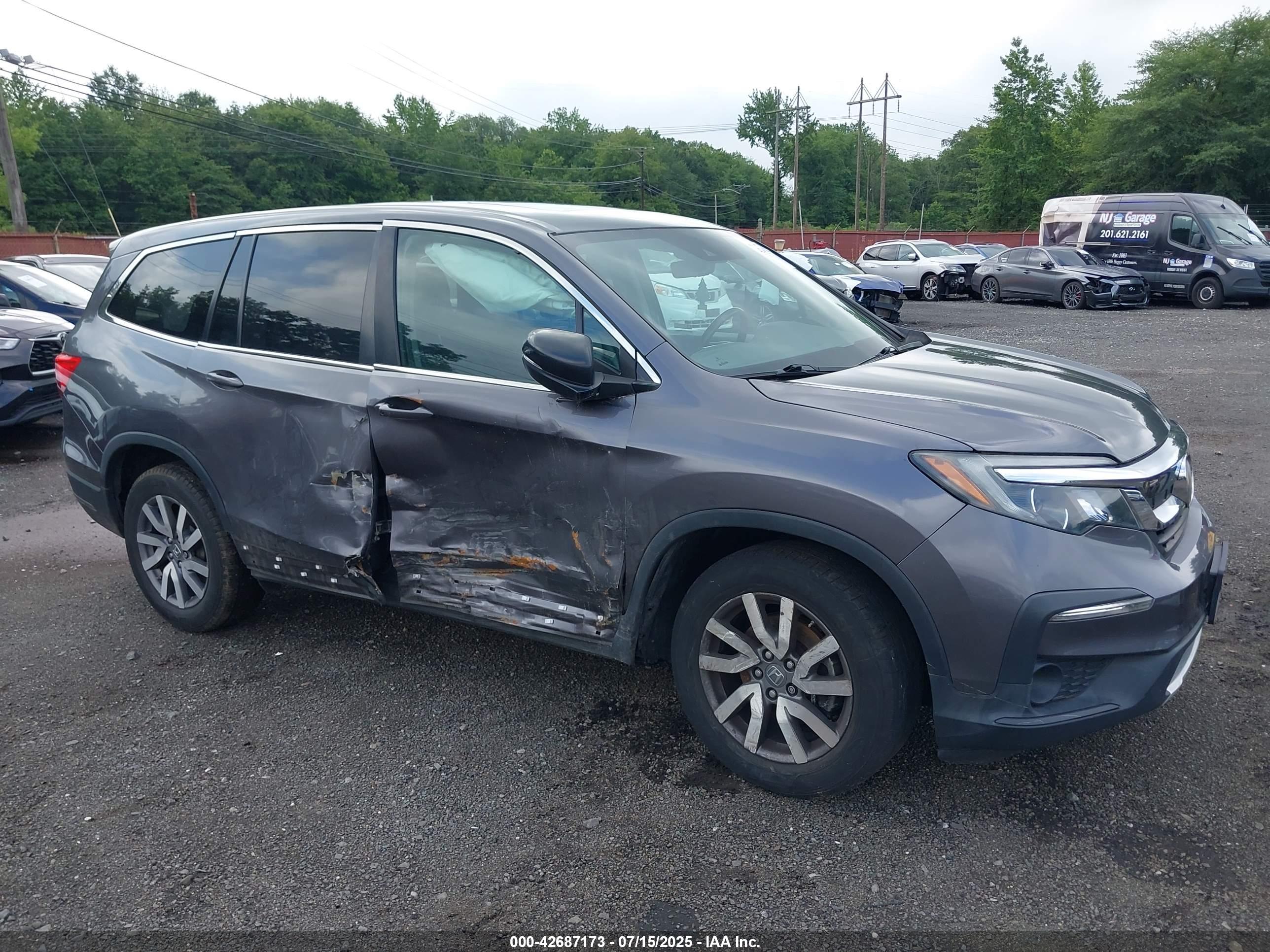 HONDA PILOT image 6