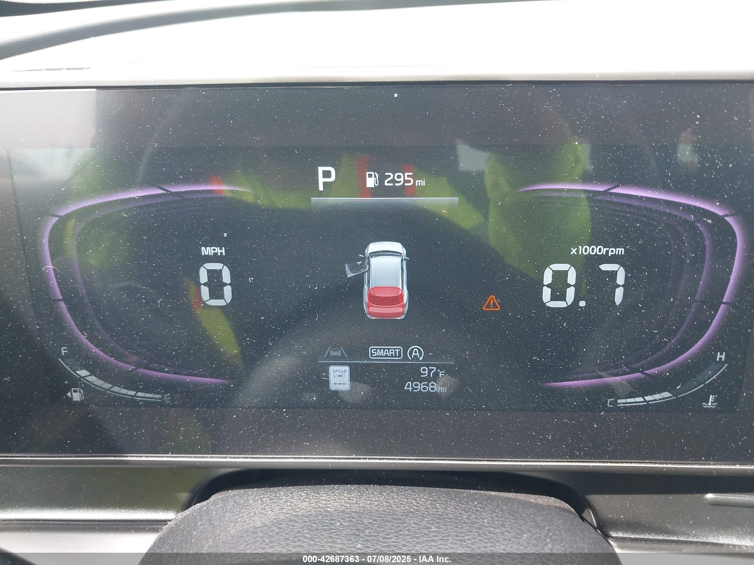 KIA SPORTAGE image 7