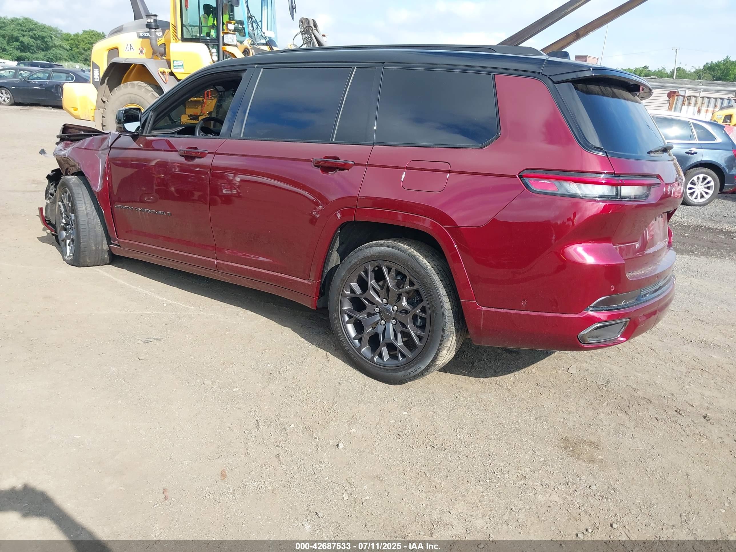 JEEP GRAND image 3