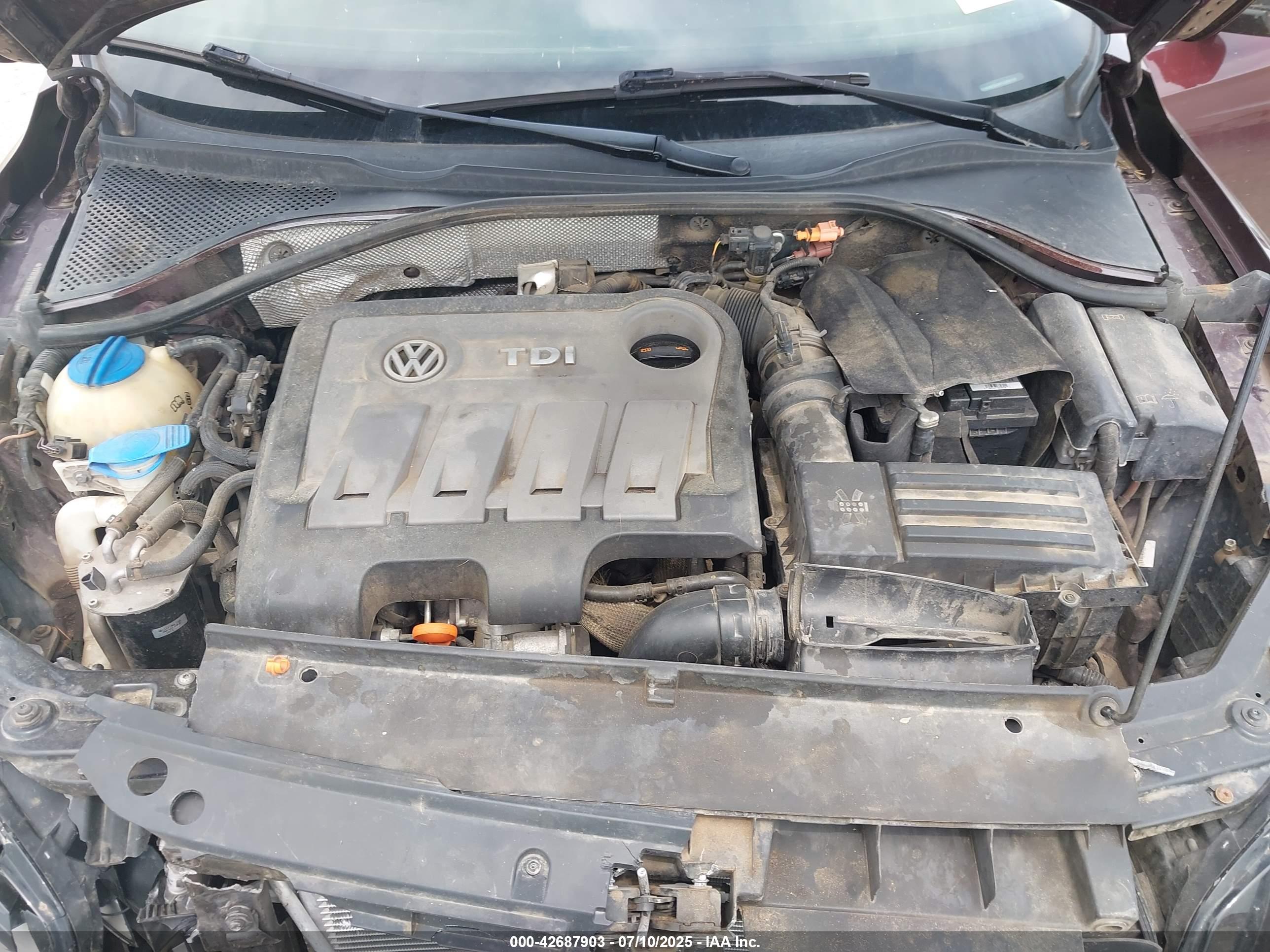 VOLKSWAGEN PASSAT image 10