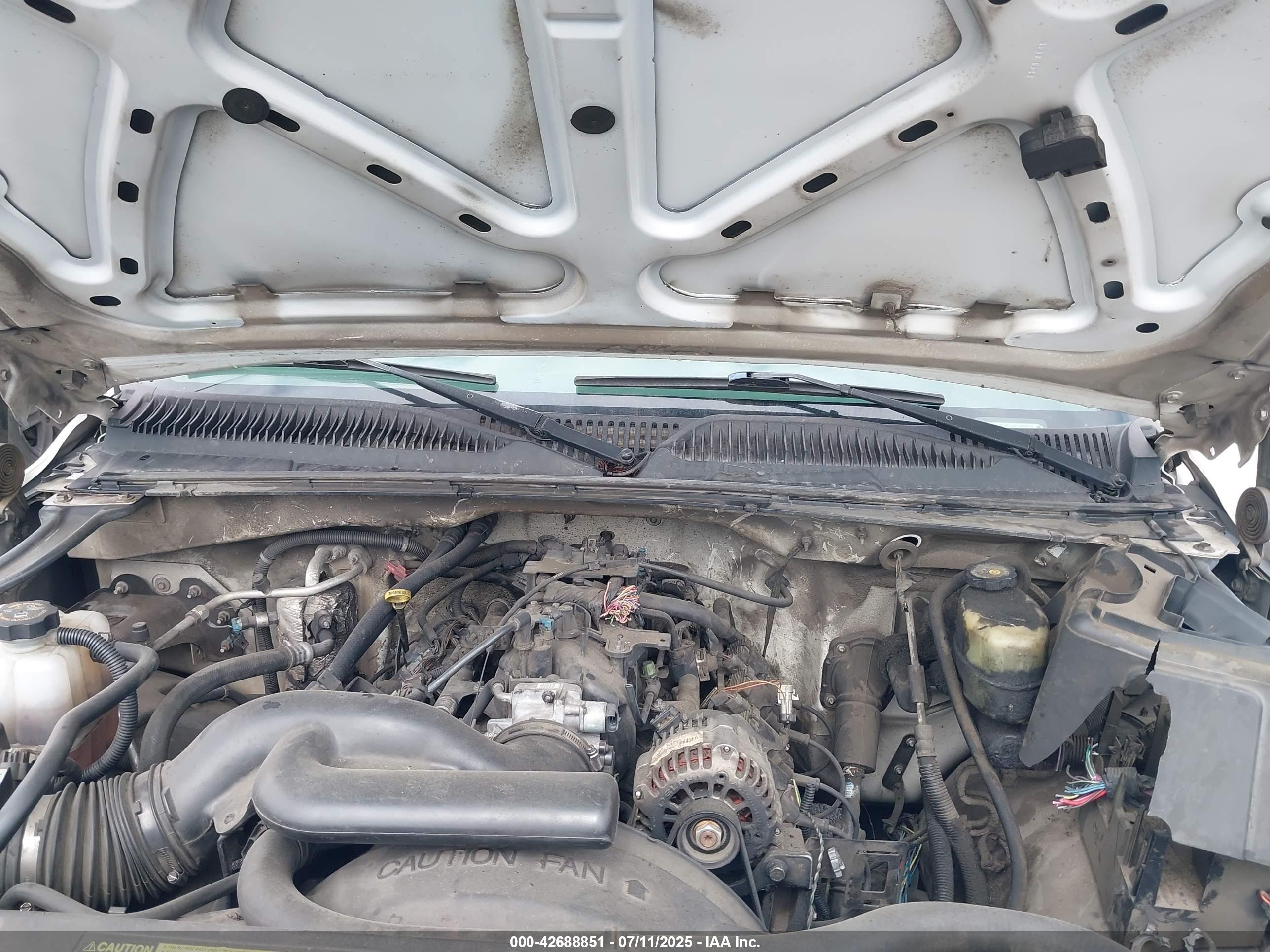CHEVROLET SILVERADO image 10