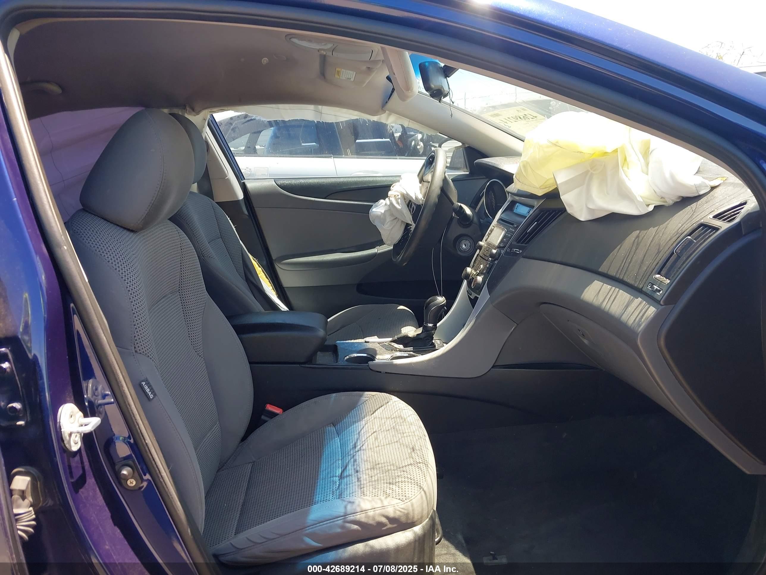 HYUNDAI SONATA image 5