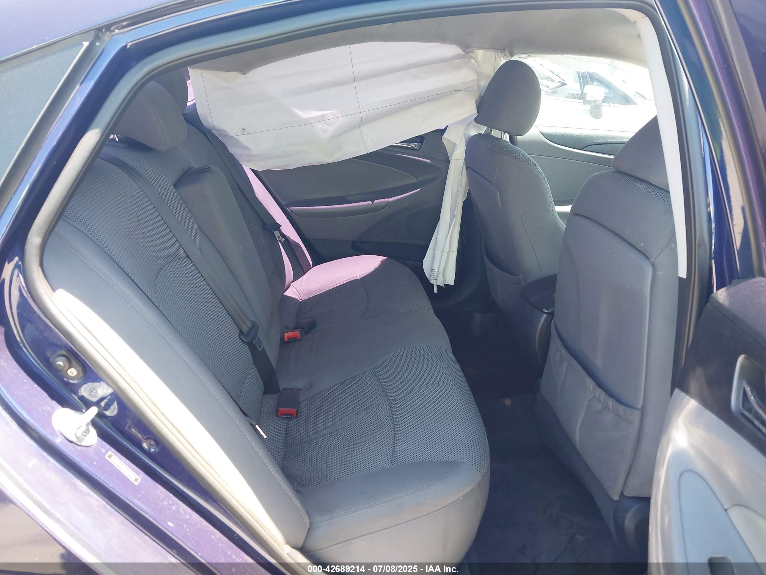 HYUNDAI SONATA image 8