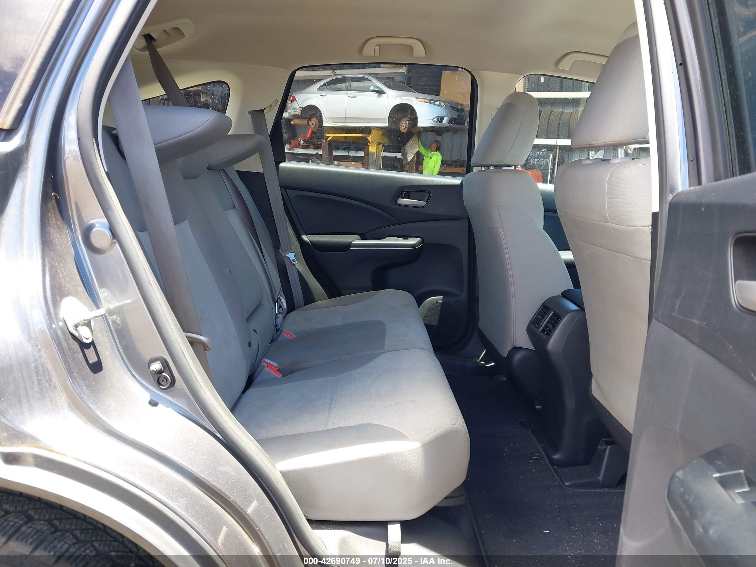 HONDA CR-V image 8