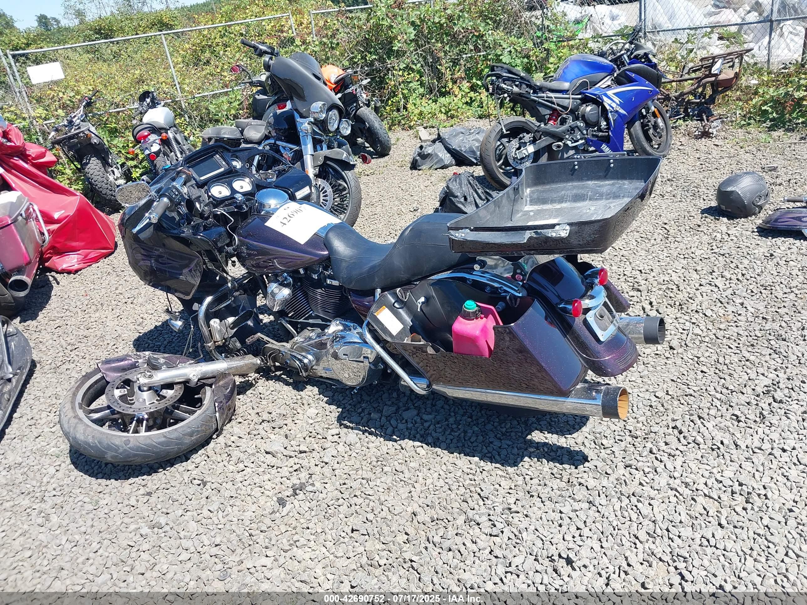 HARLEY-DAVIDSON FLTRXS image 3