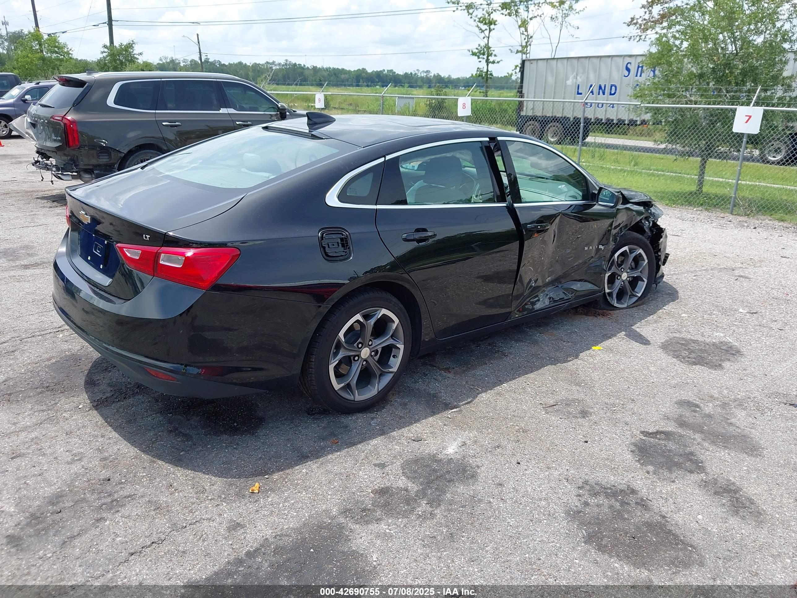CHEVROLET MALIBU image 4
