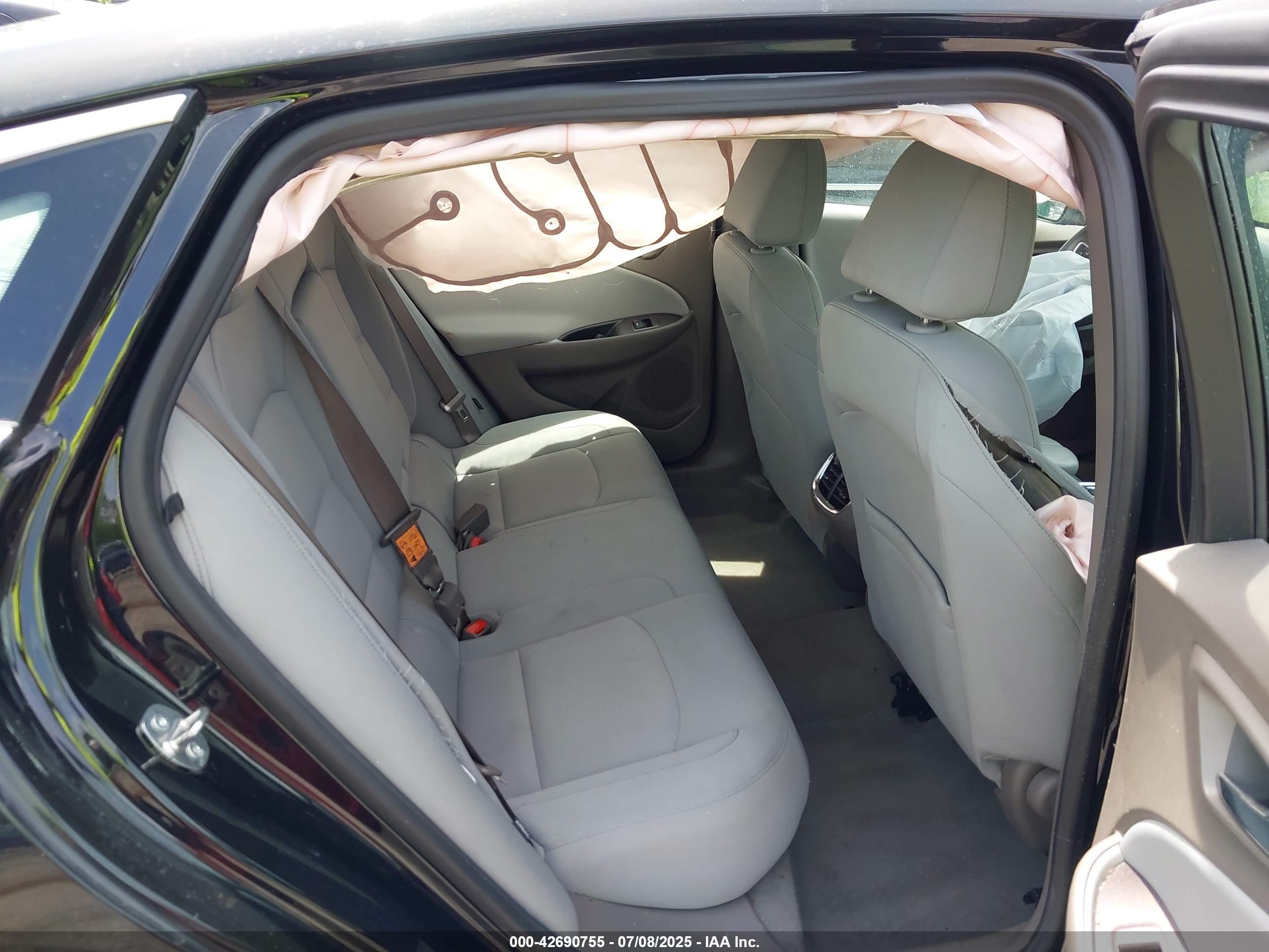 CHEVROLET MALIBU image 8