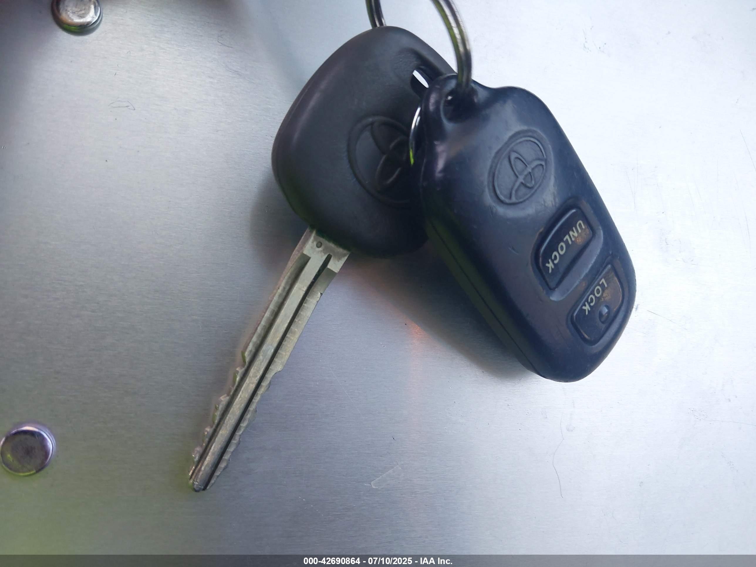 TOYOTA COROLLA image 11
