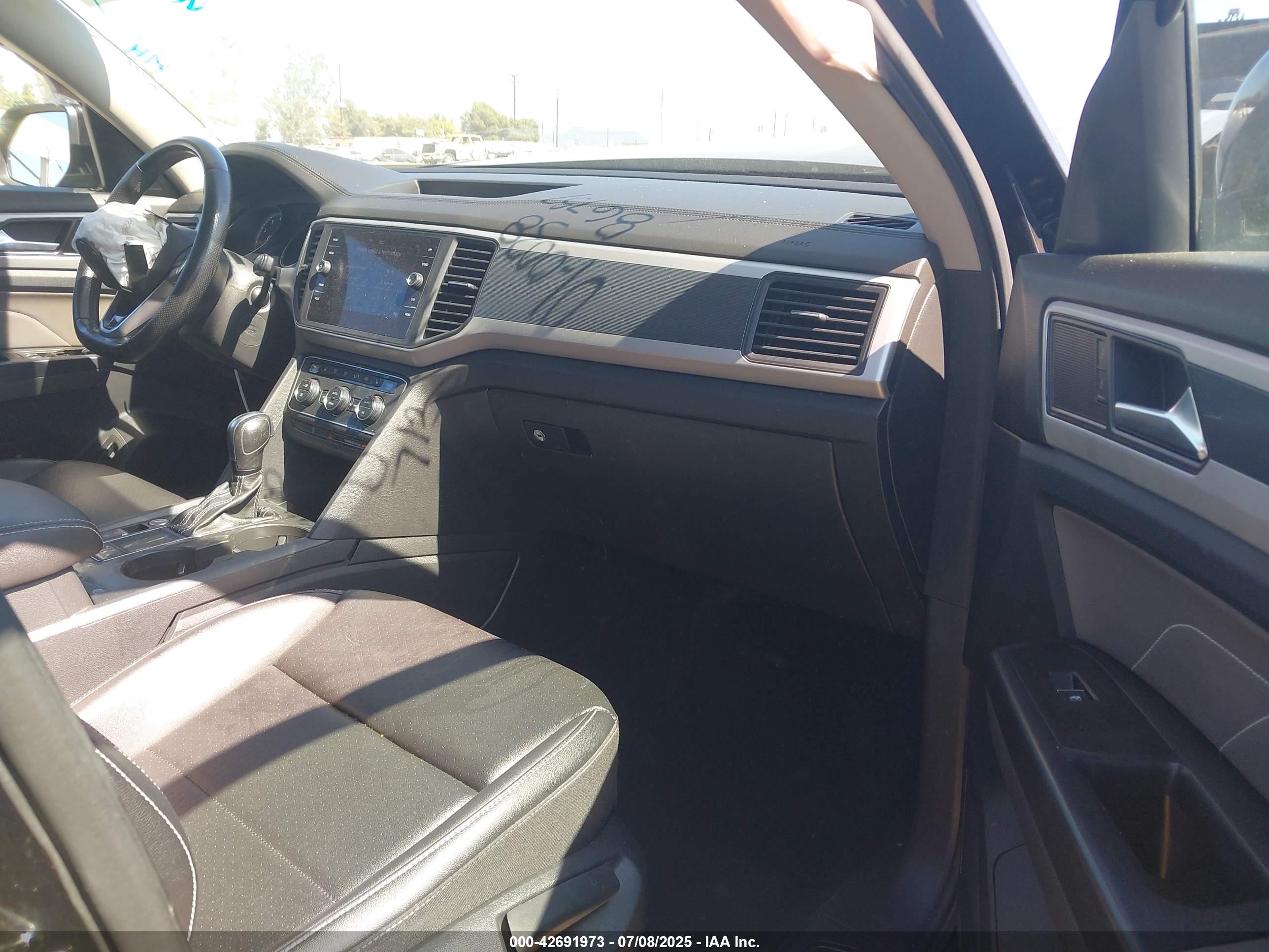 VOLKSWAGEN ATLAS image 5
