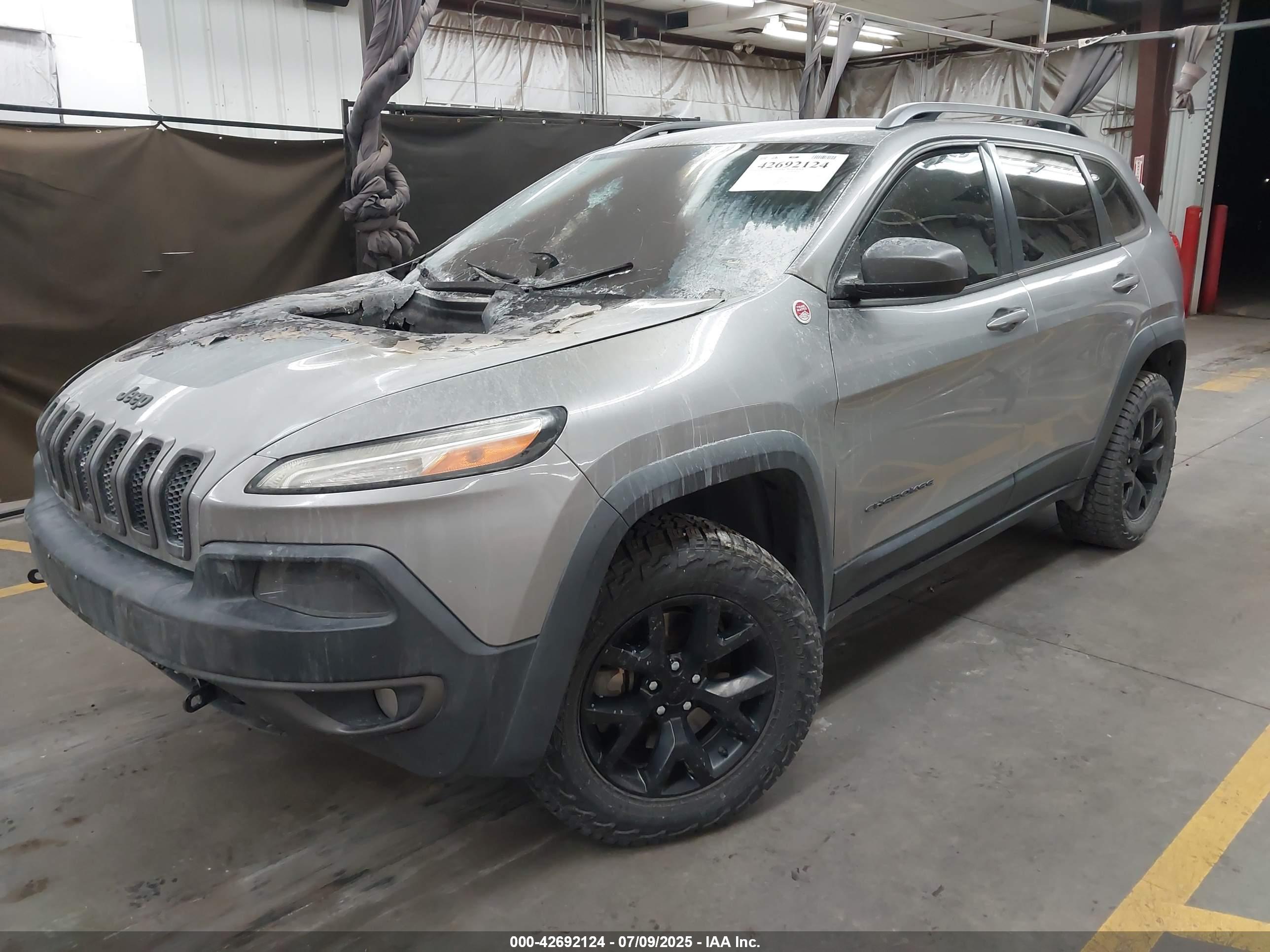 JEEP CHEROKEE image 2