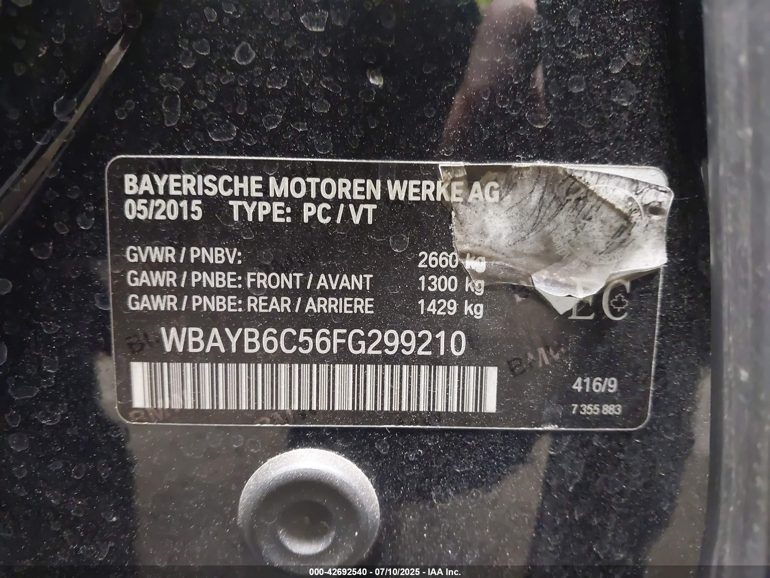 BMW 750I image 9