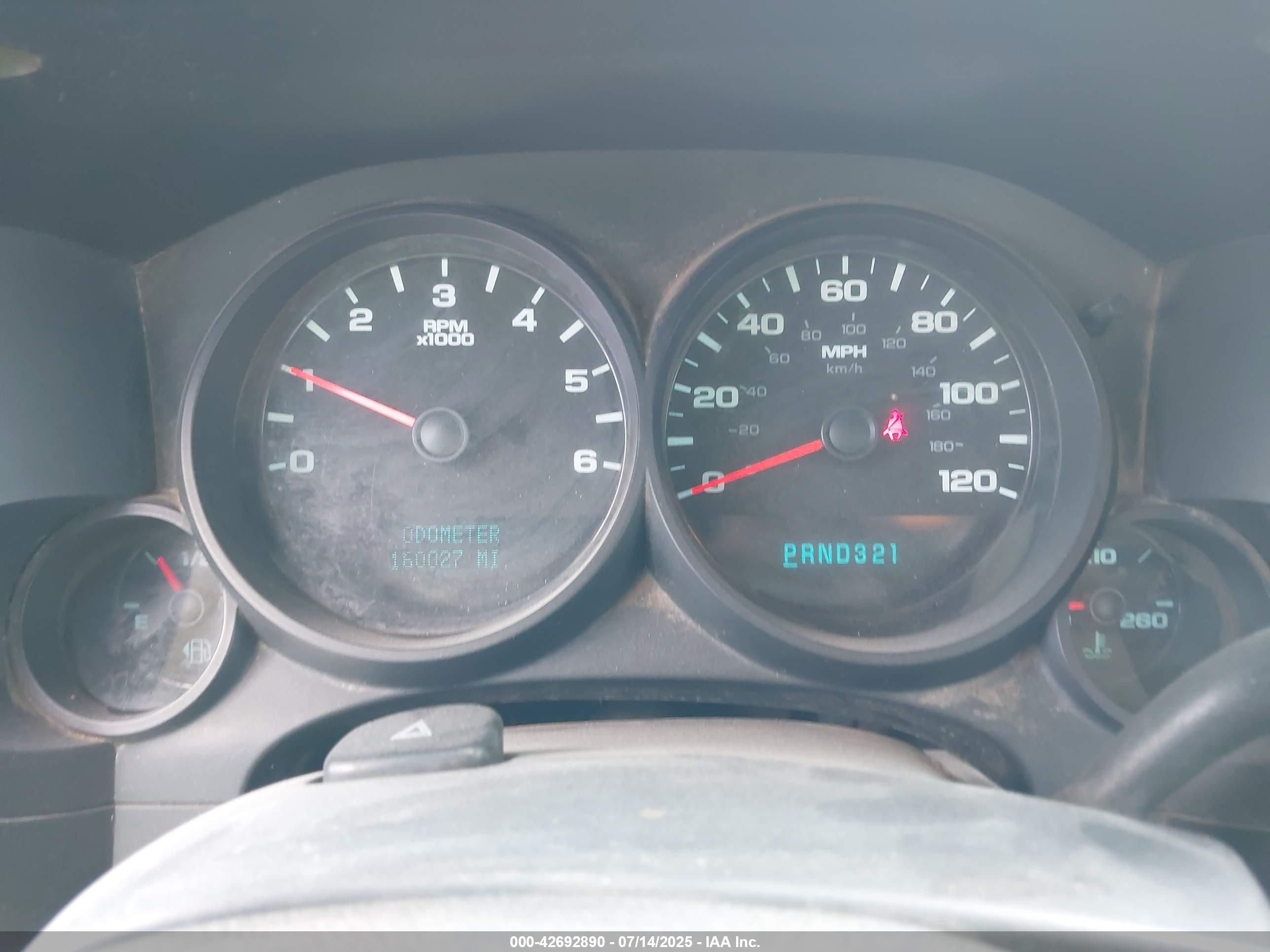 CHEVROLET SILVERADO image 7