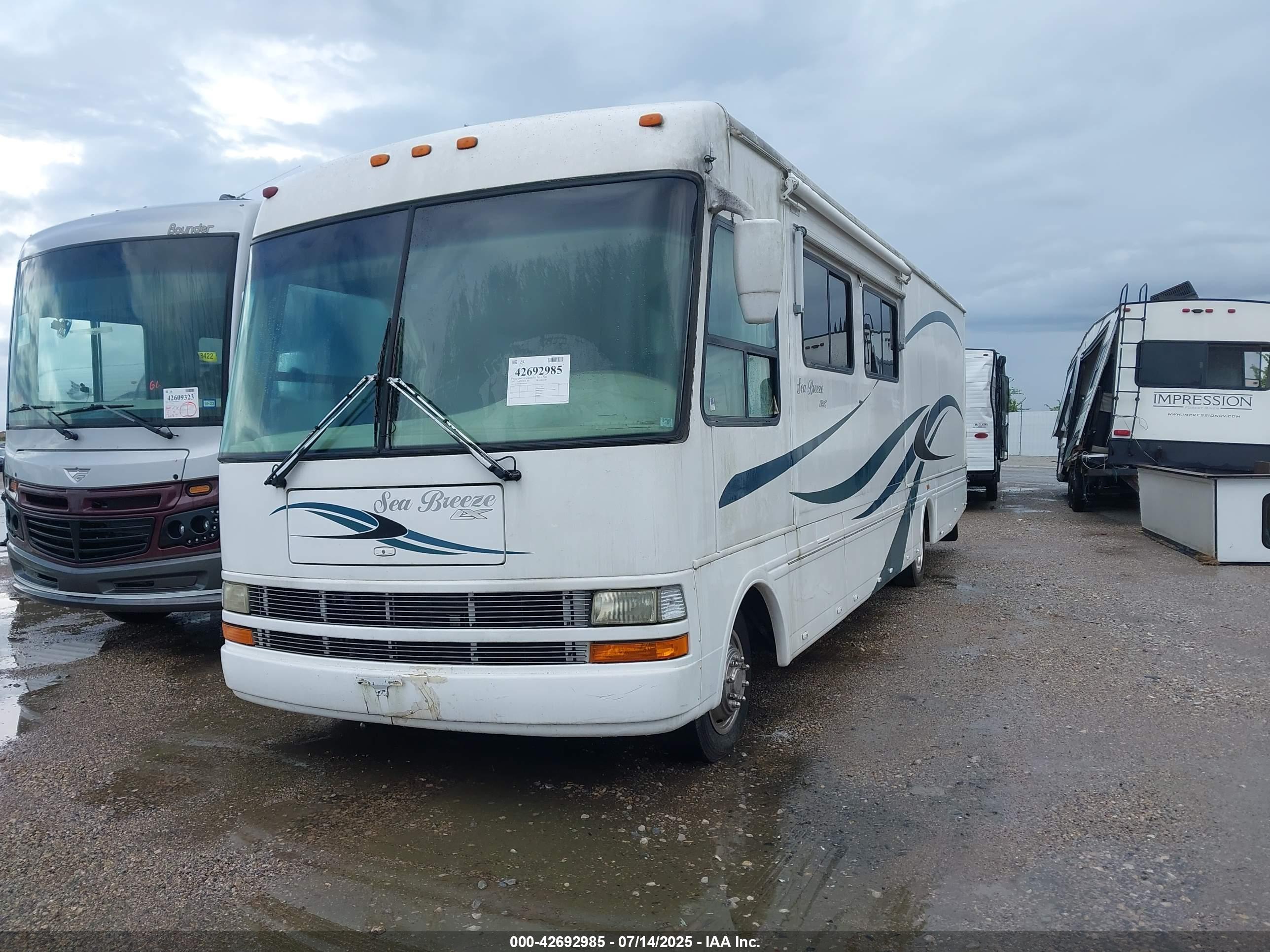 FORD F550 image 2