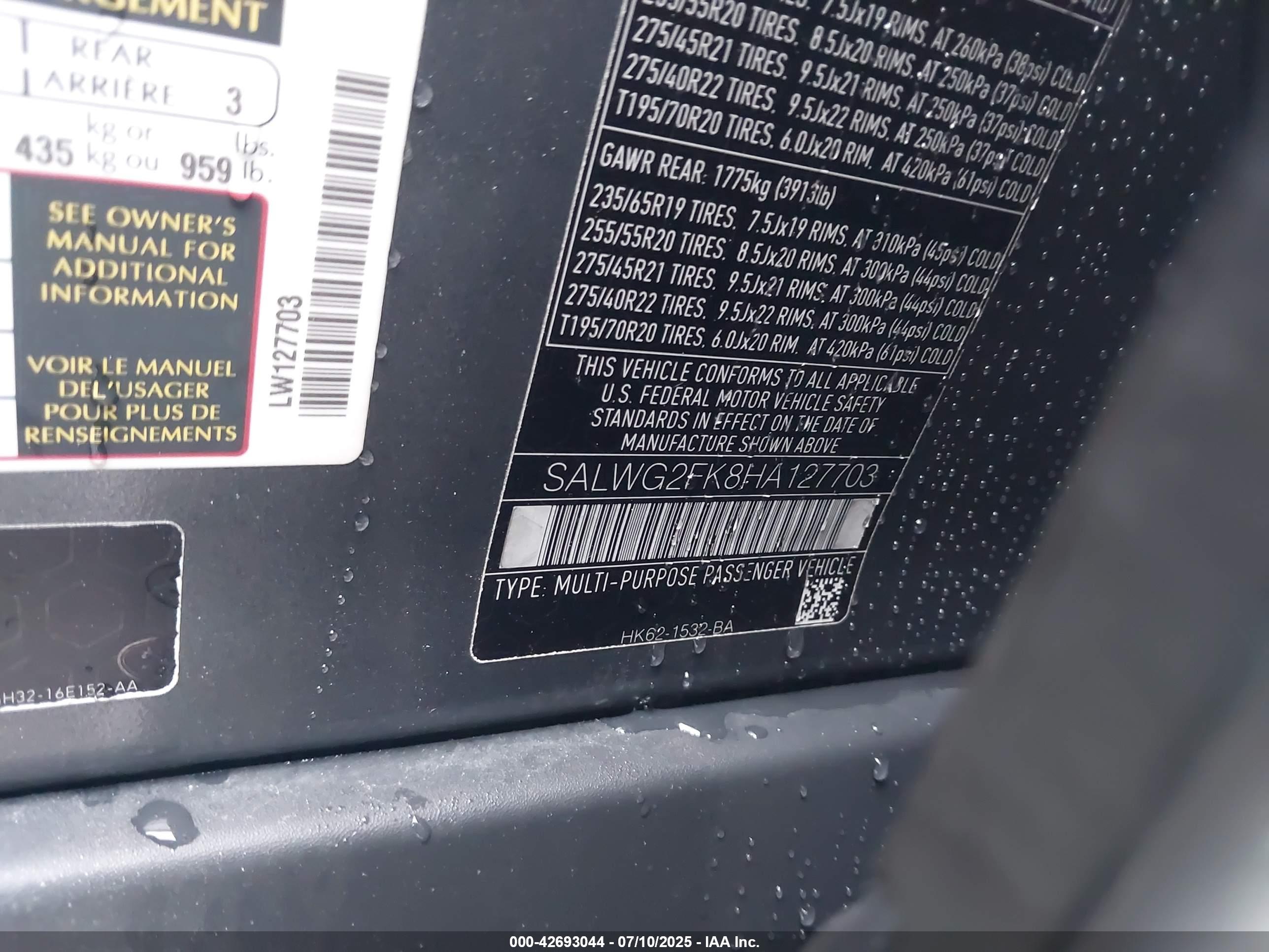LAND ROVER image 9