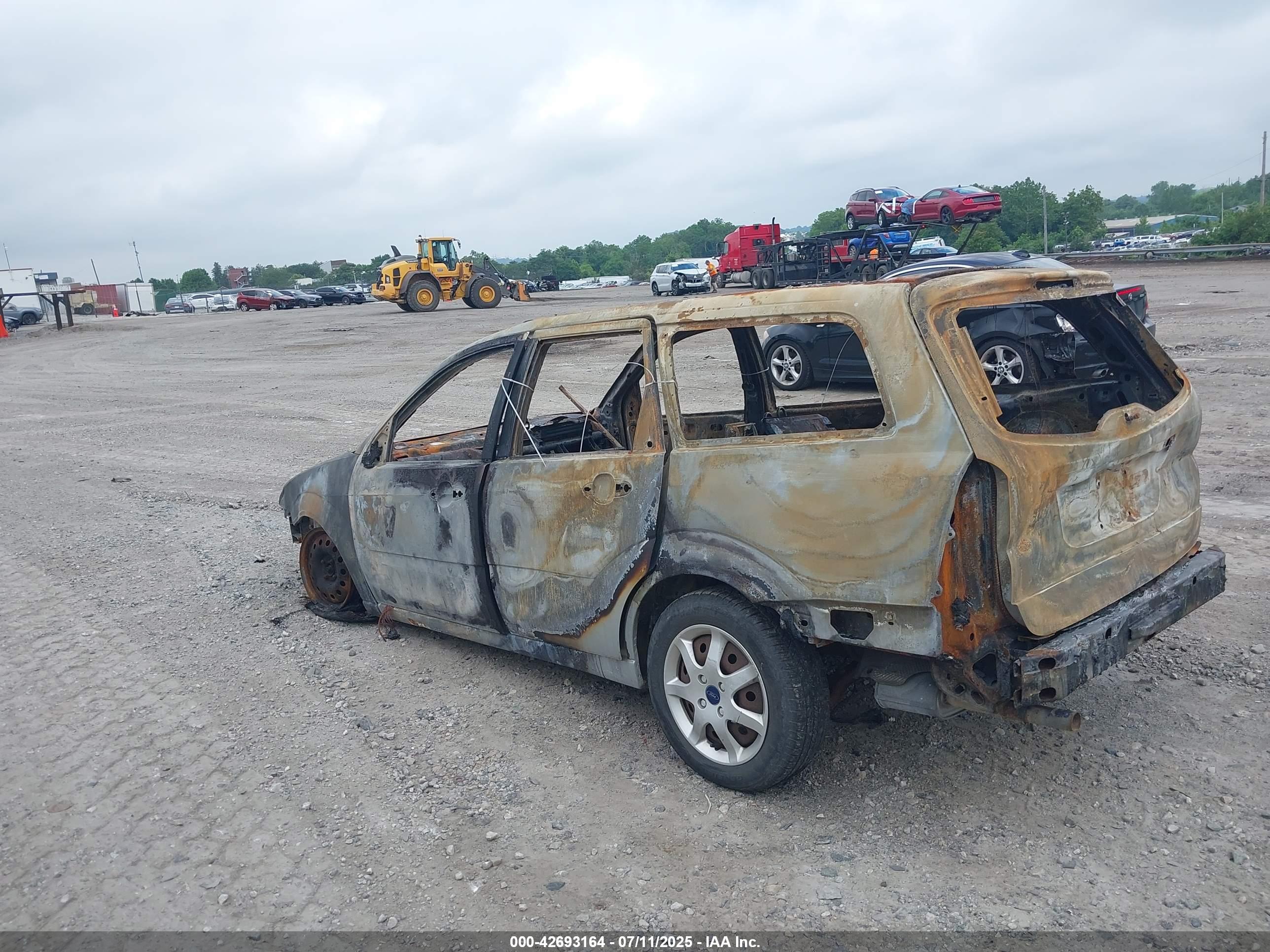 FORD FOCUS image 3