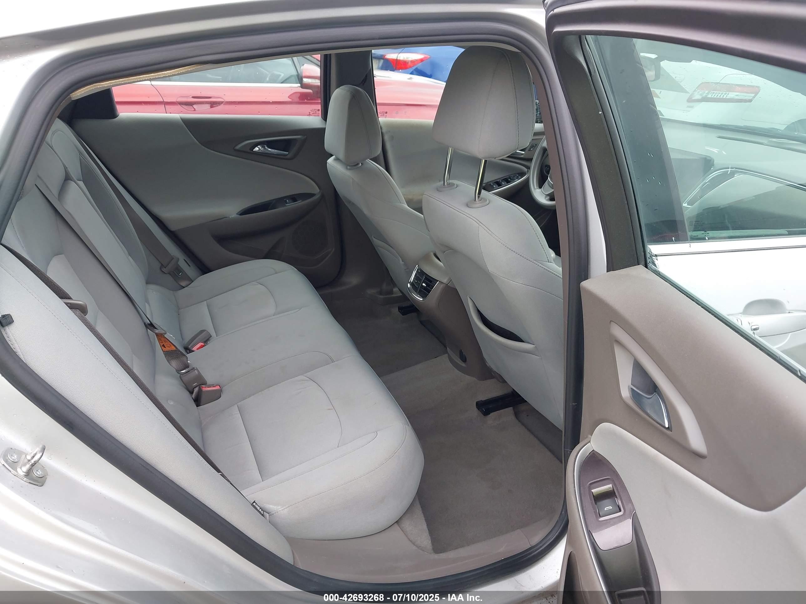 CHEVROLET MALIBU image 8