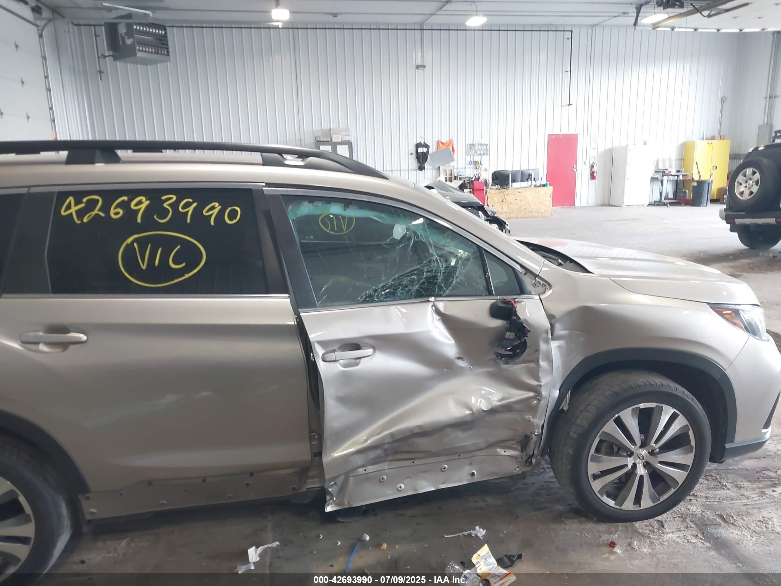 SUBARU ASCENT image 6