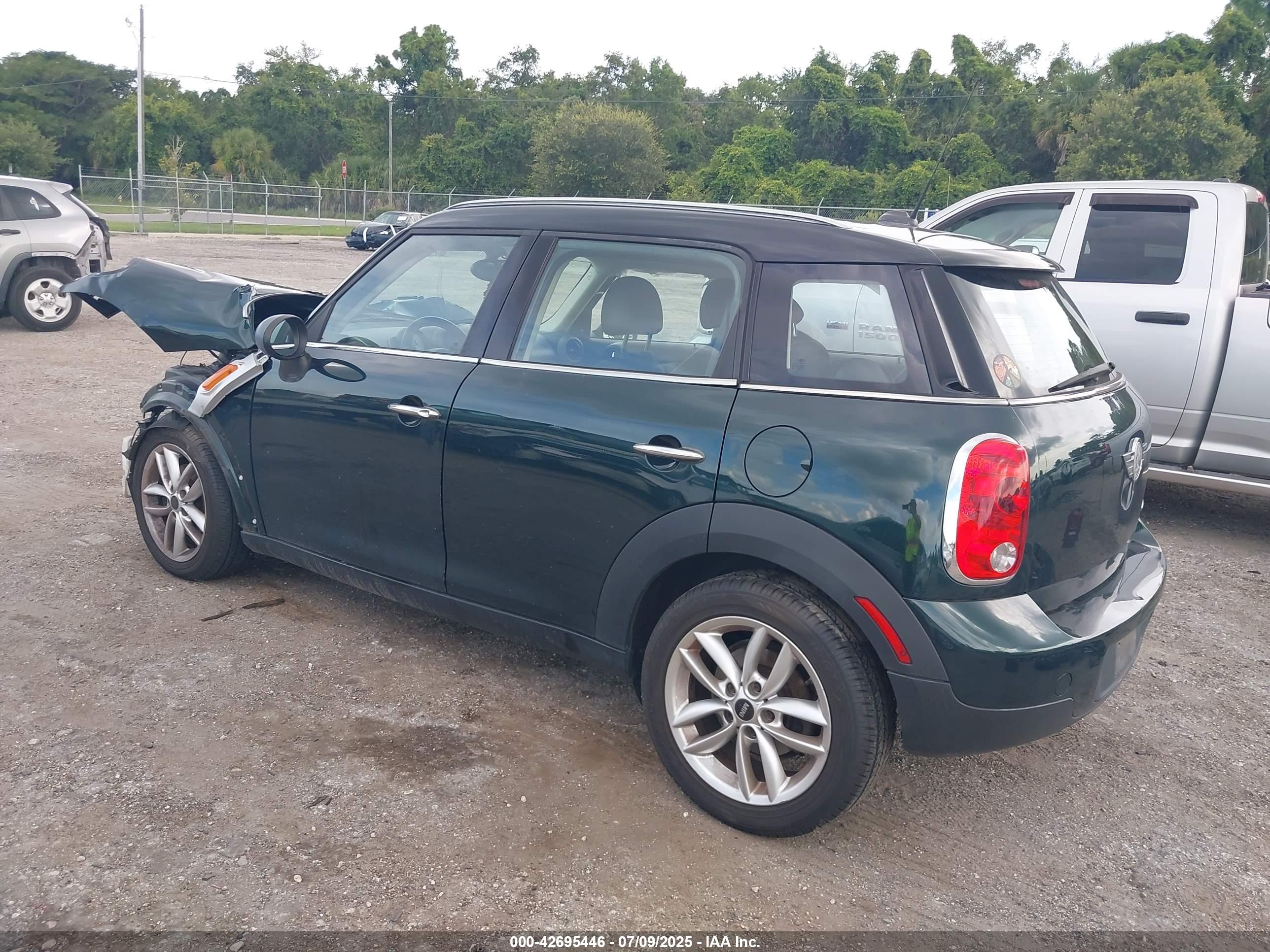 MINI COOPER image 3