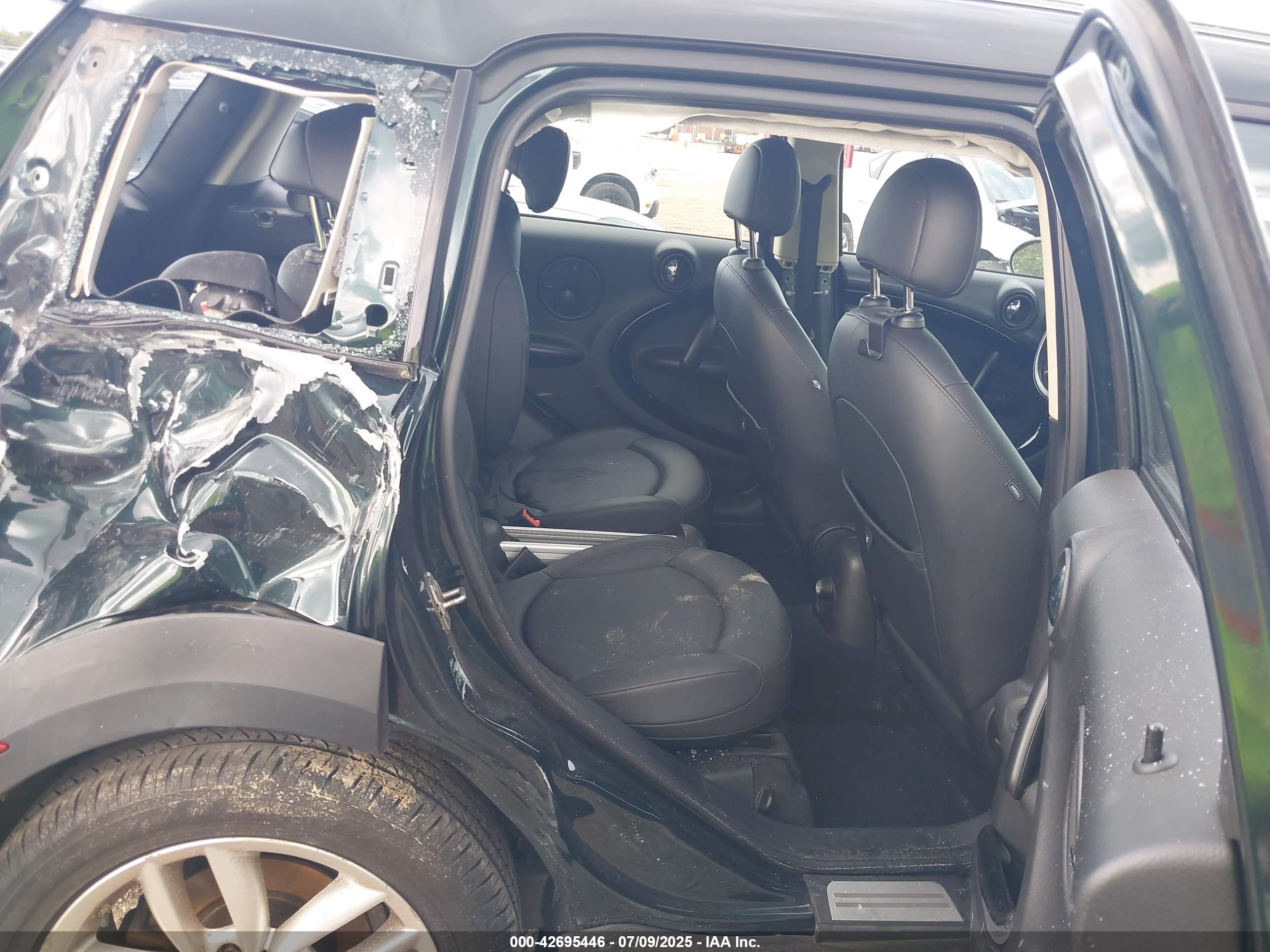 MINI COOPER image 8