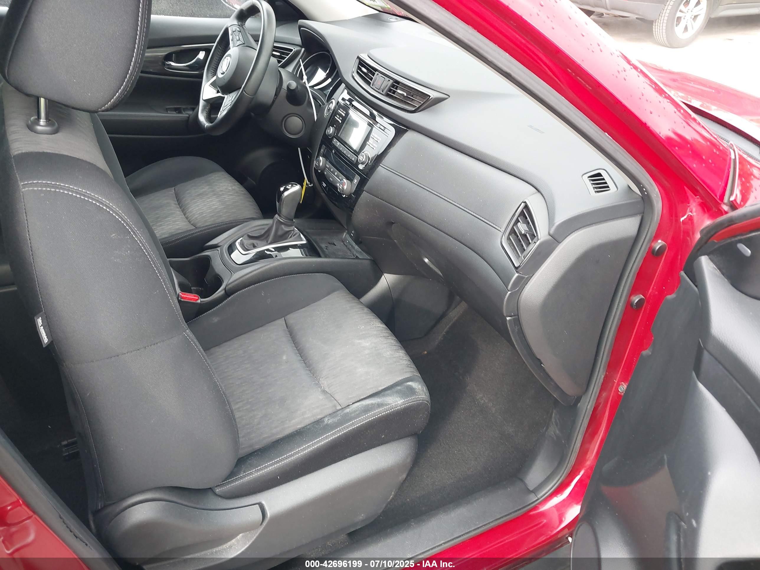 NISSAN ROGUE image 5