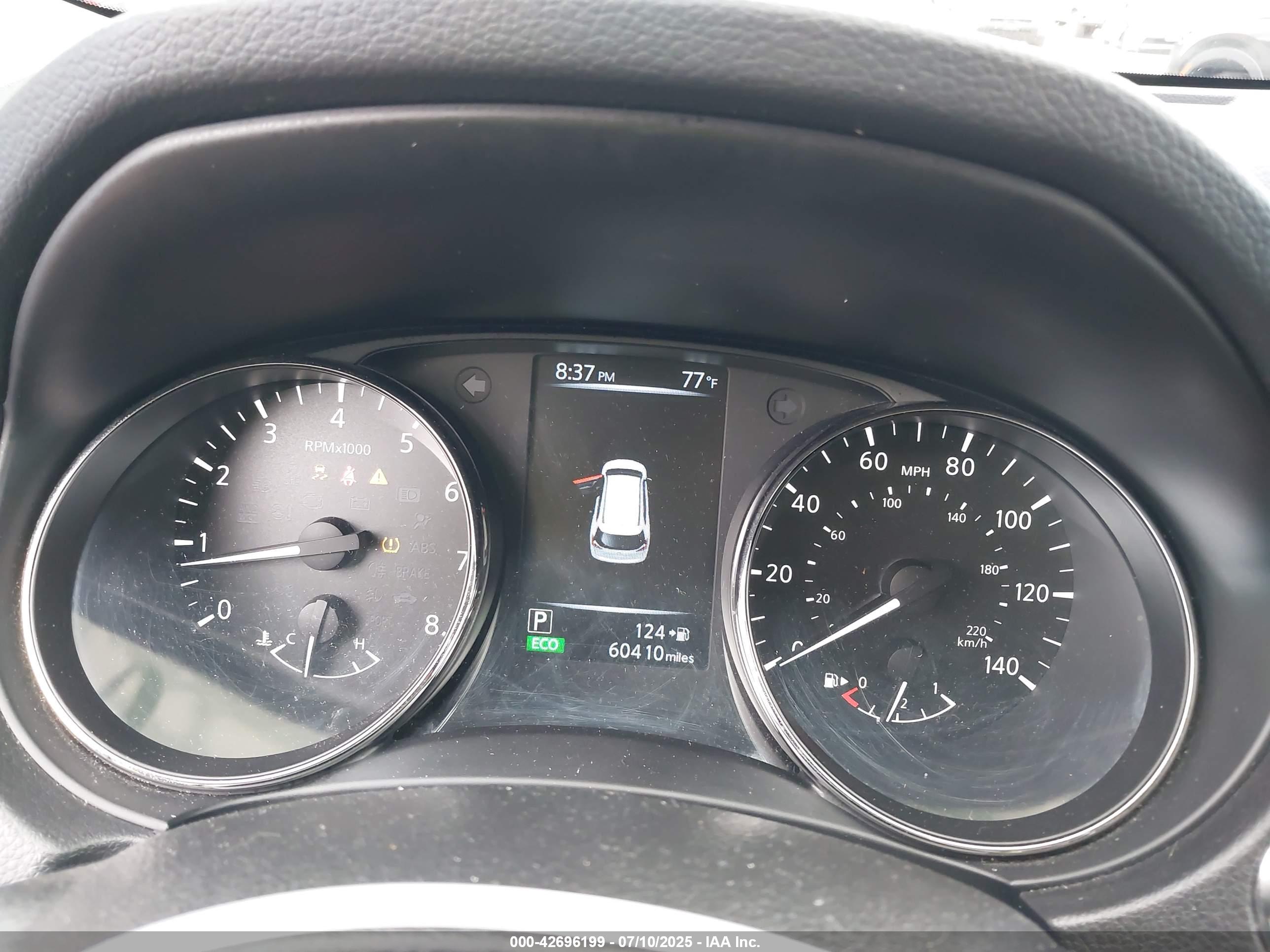 NISSAN ROGUE image 7