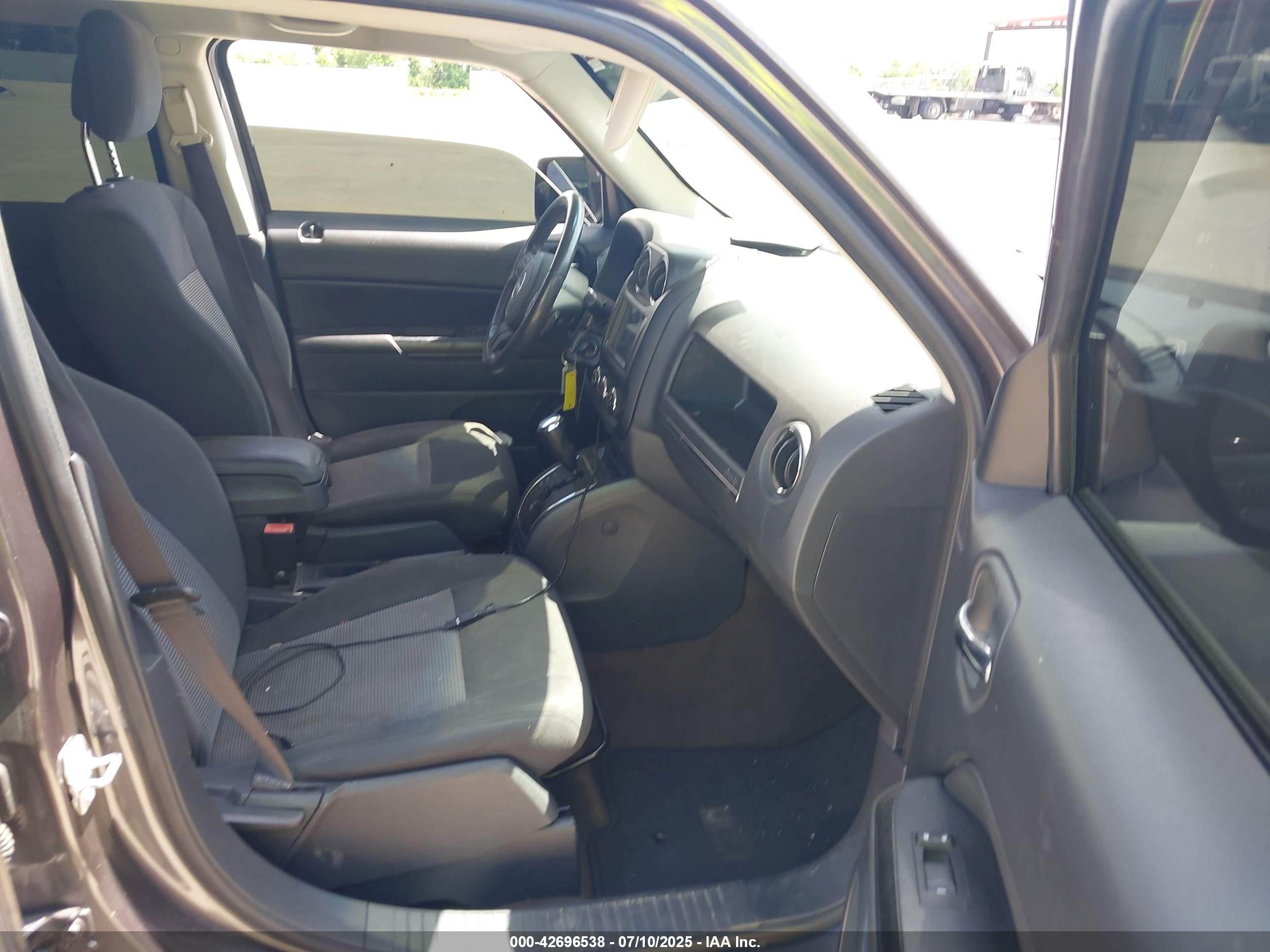 JEEP PATRIOT image 5