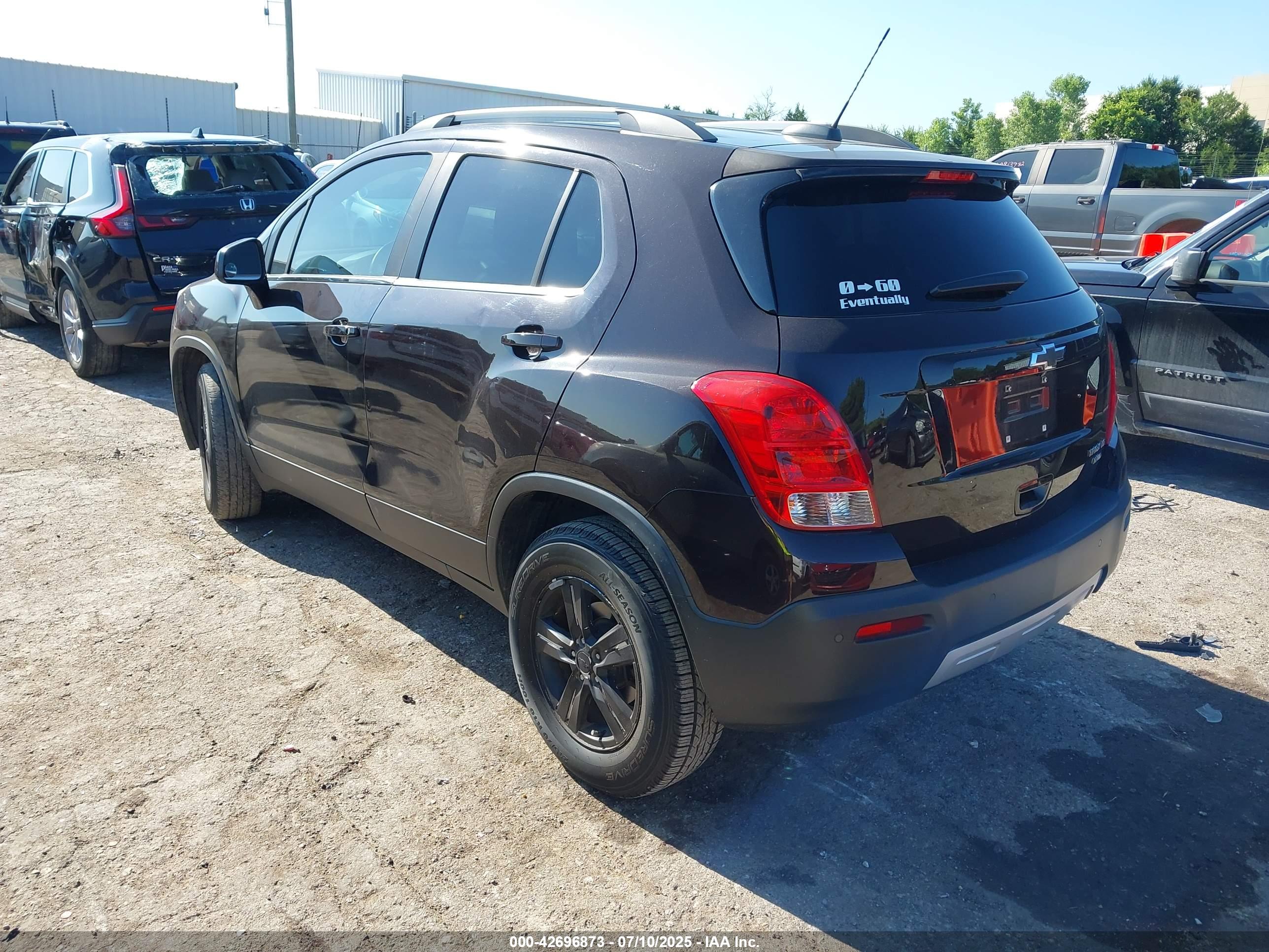 CHEVROLET TRAX image 3
