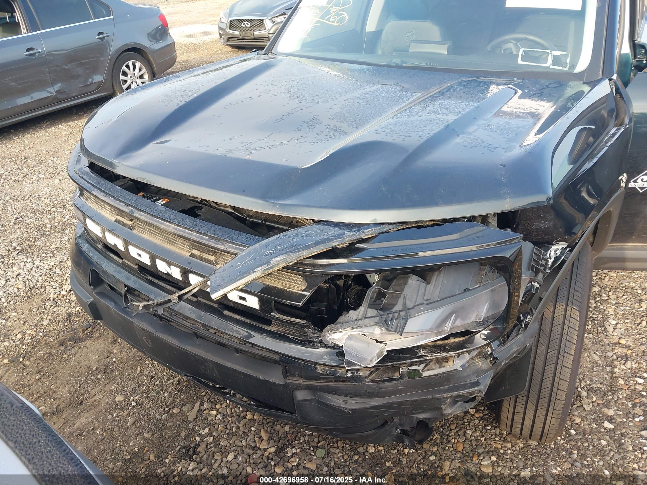 FORD BRONCO image 6