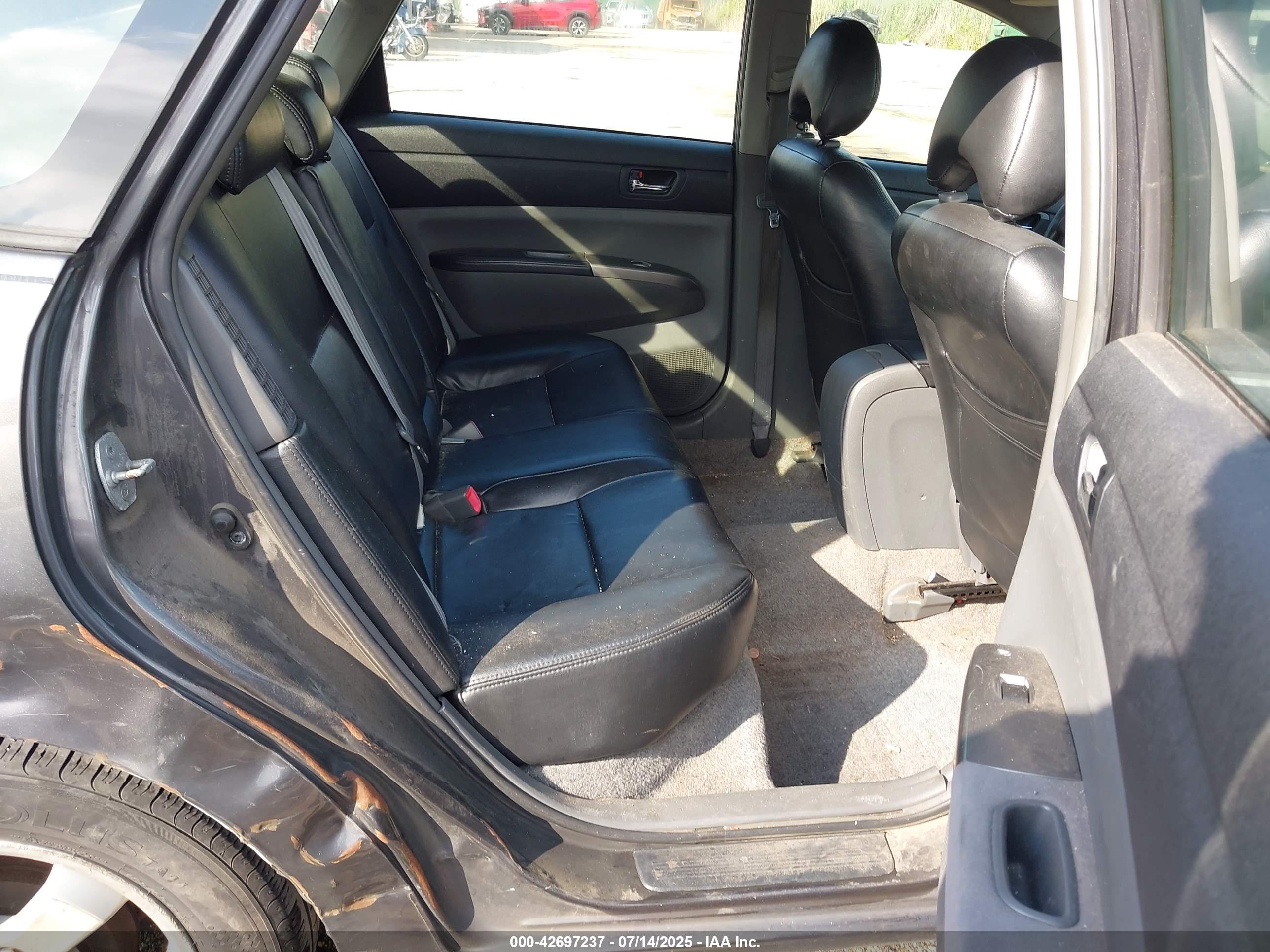TOYOTA PRIUS image 8